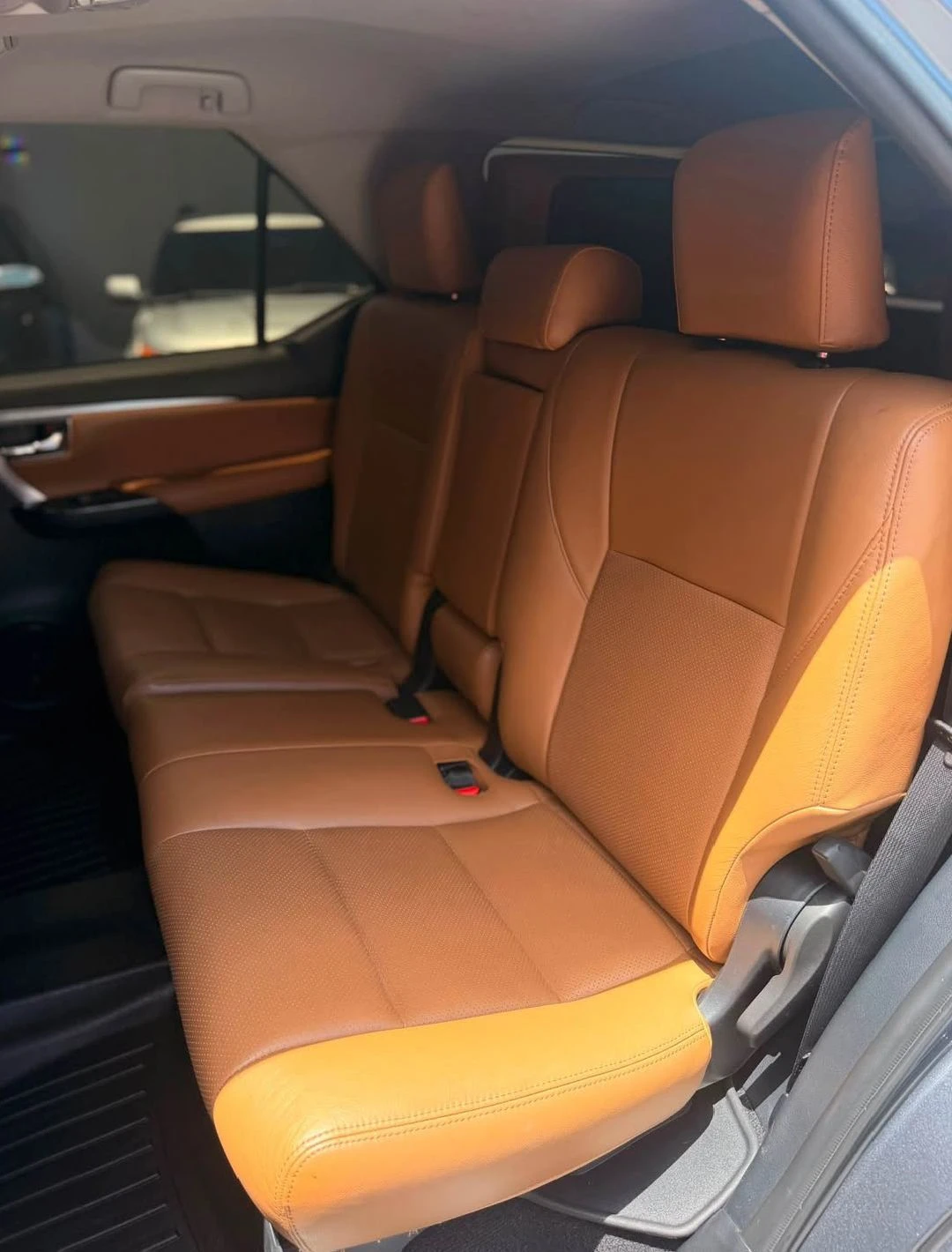 2024 Toyota Fortuner Dubai VX 4.0 — foto 9