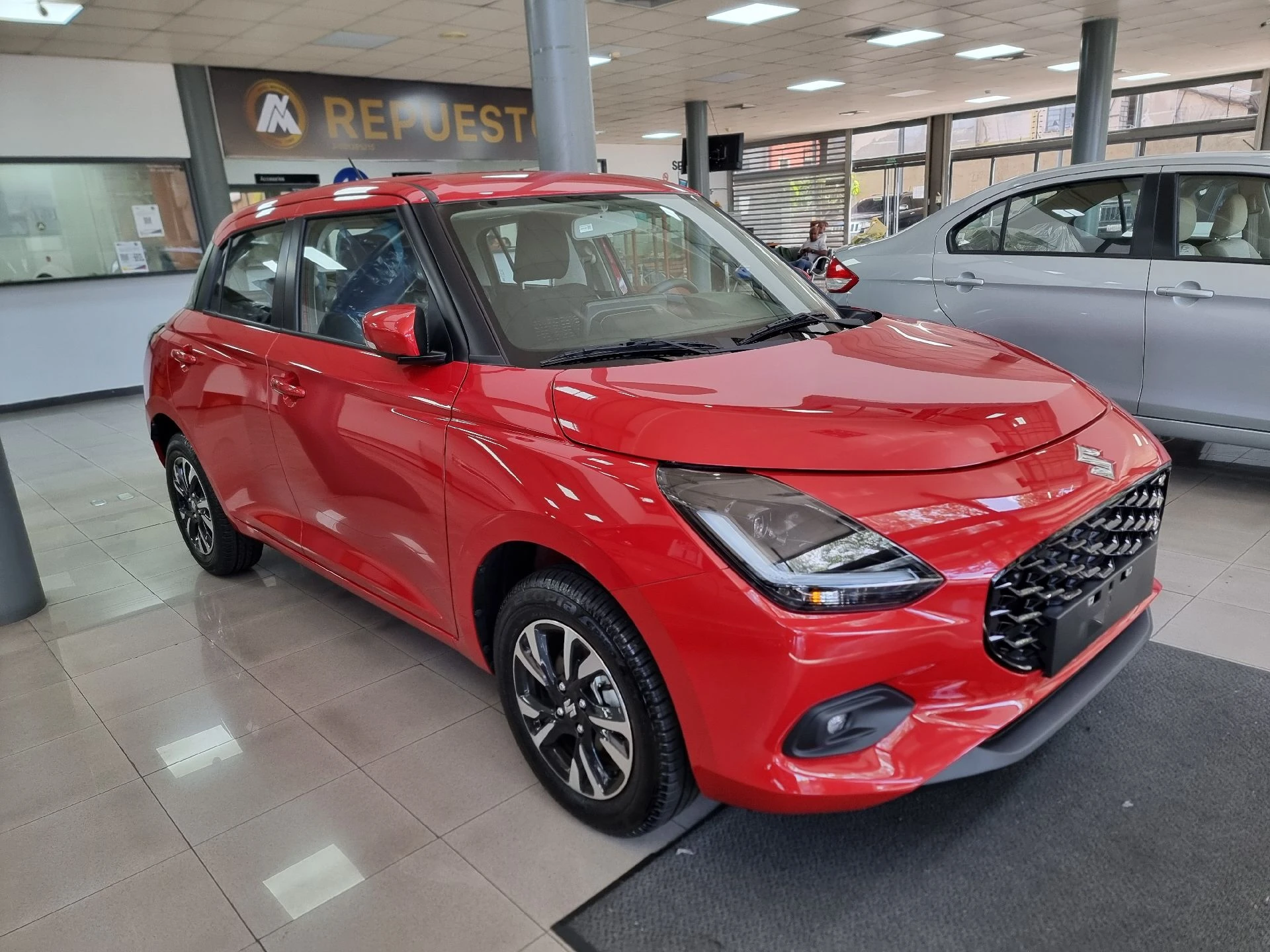 2025 Suzuki Swift GLX — photo 3