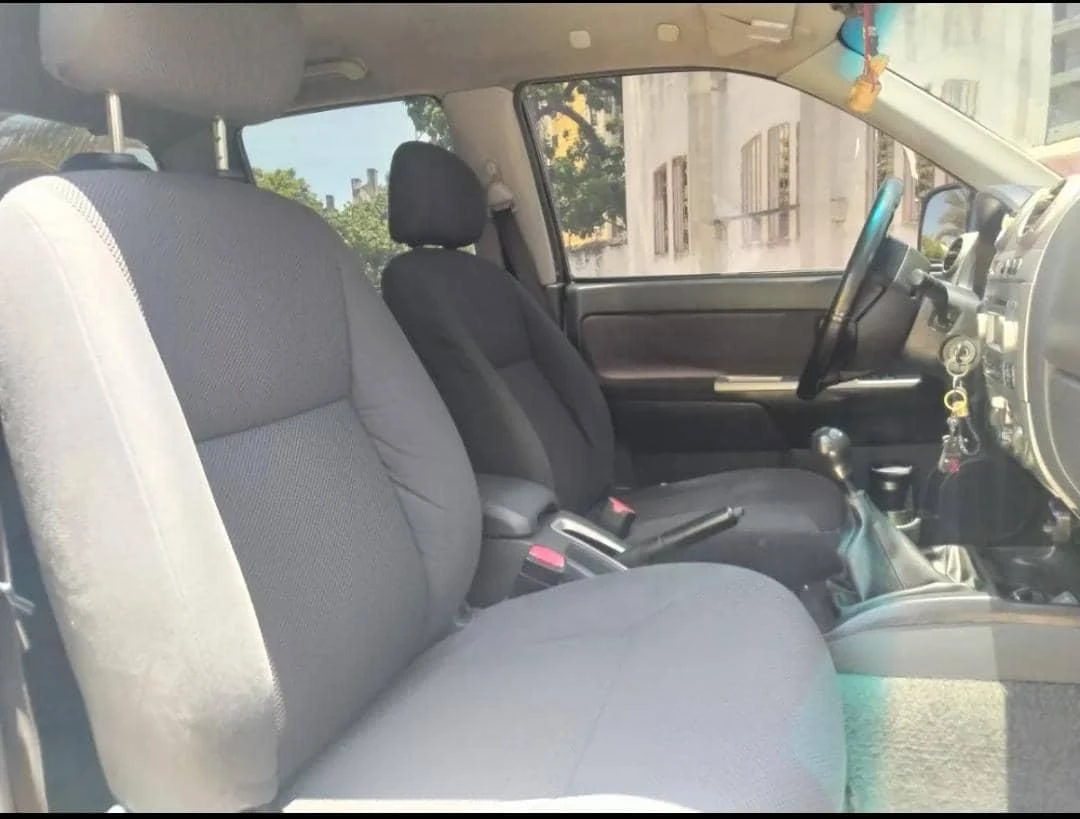 2011 Chevrolet LUV D-MAX 4x4 — photo 5