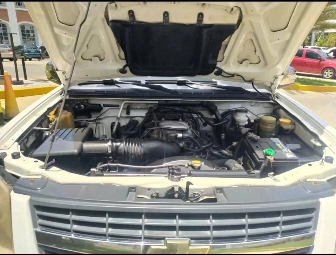 2011 Chevrolet LUV D-MAX 4x4 — photo 9