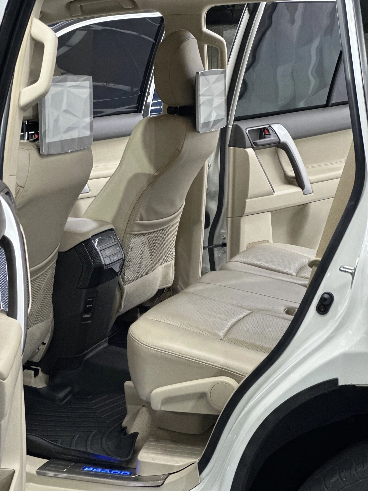 2022 Toyota Land Cruiser PRADO 70 ANNIVERSARY — photo 7