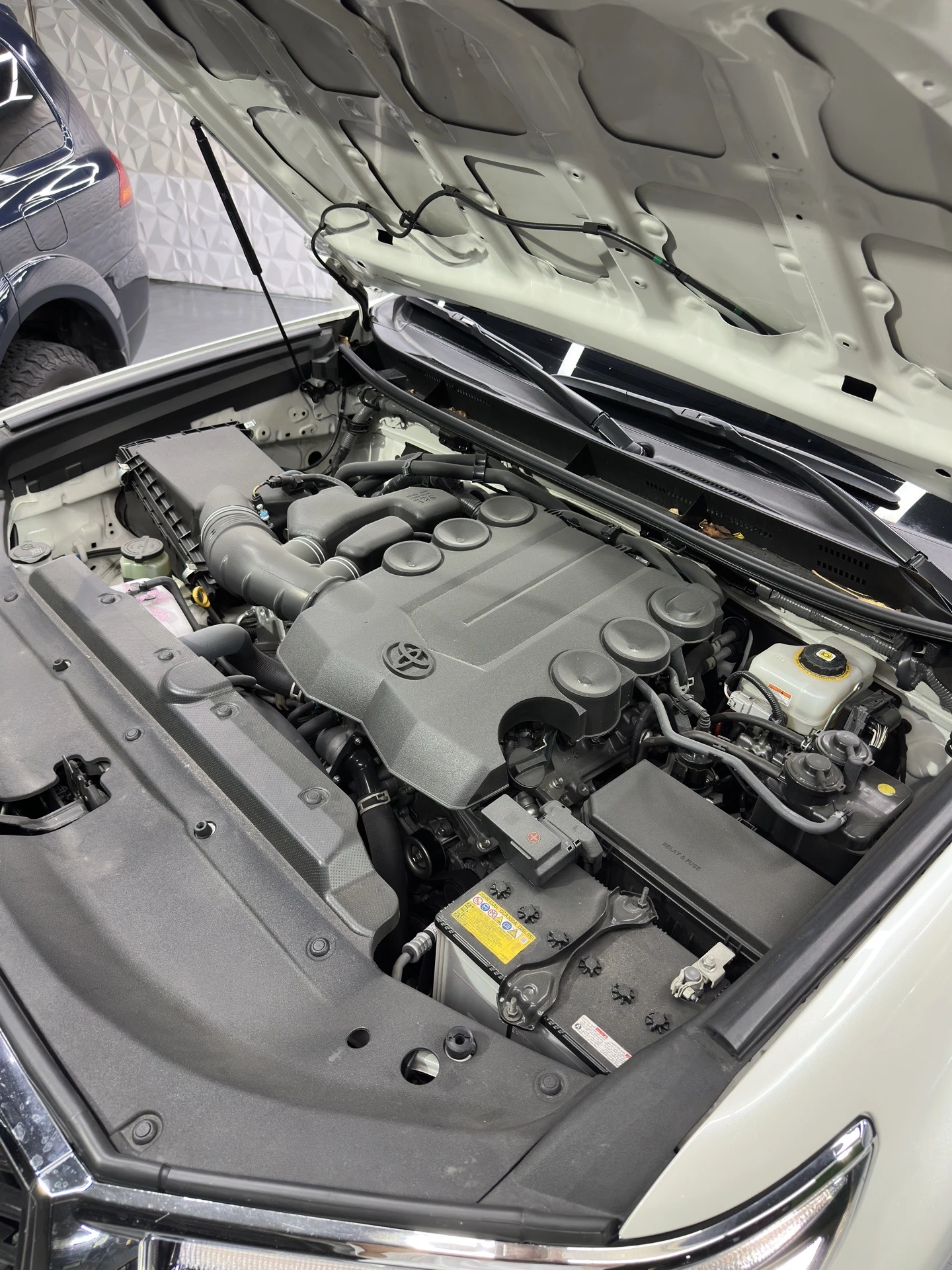 2022 Toyota Land Cruiser PRADO 70 ANNIVERSARY — photo 10