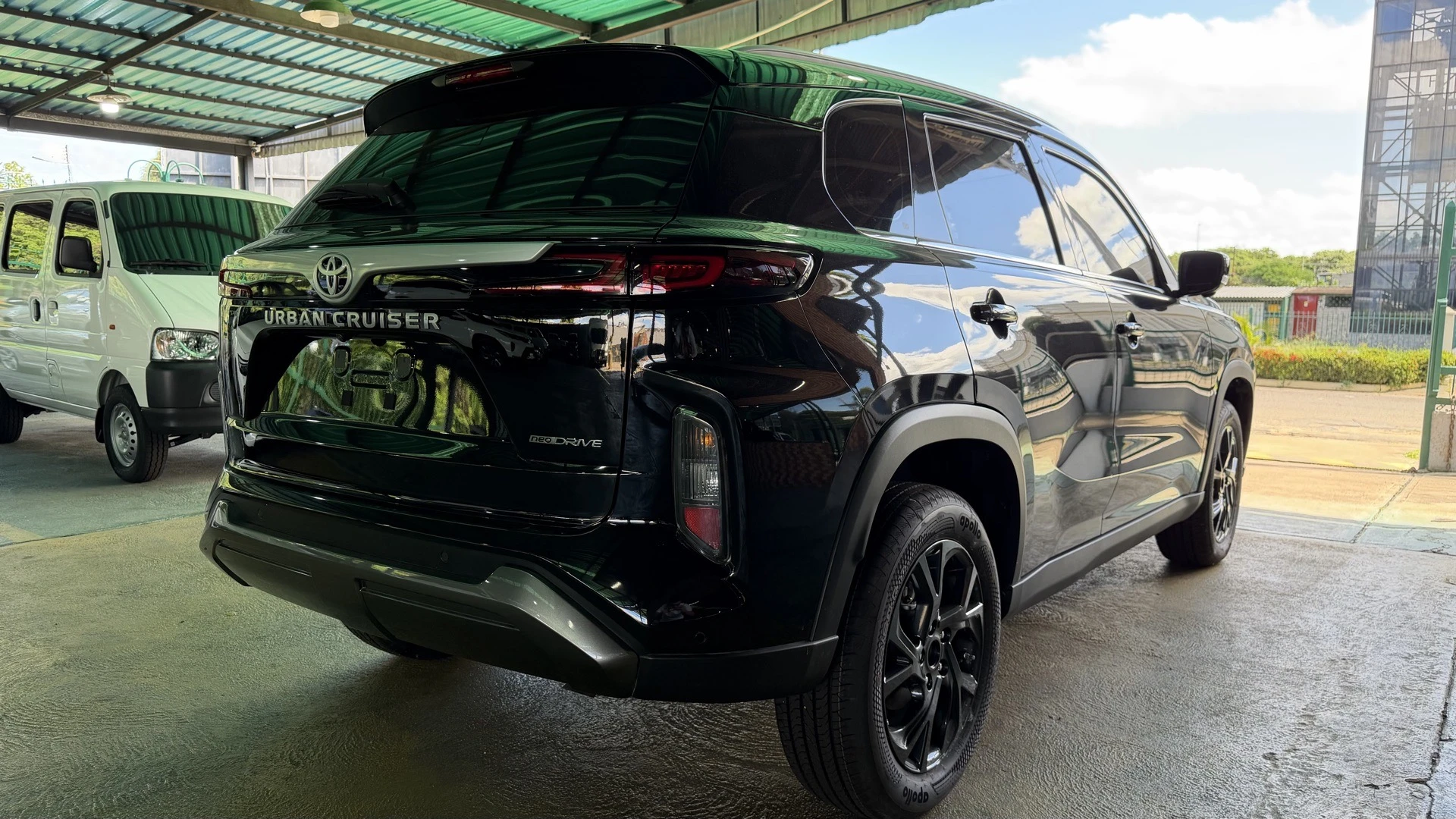 2025 Toyota Urban Cruiser Neo drive — photo 6
