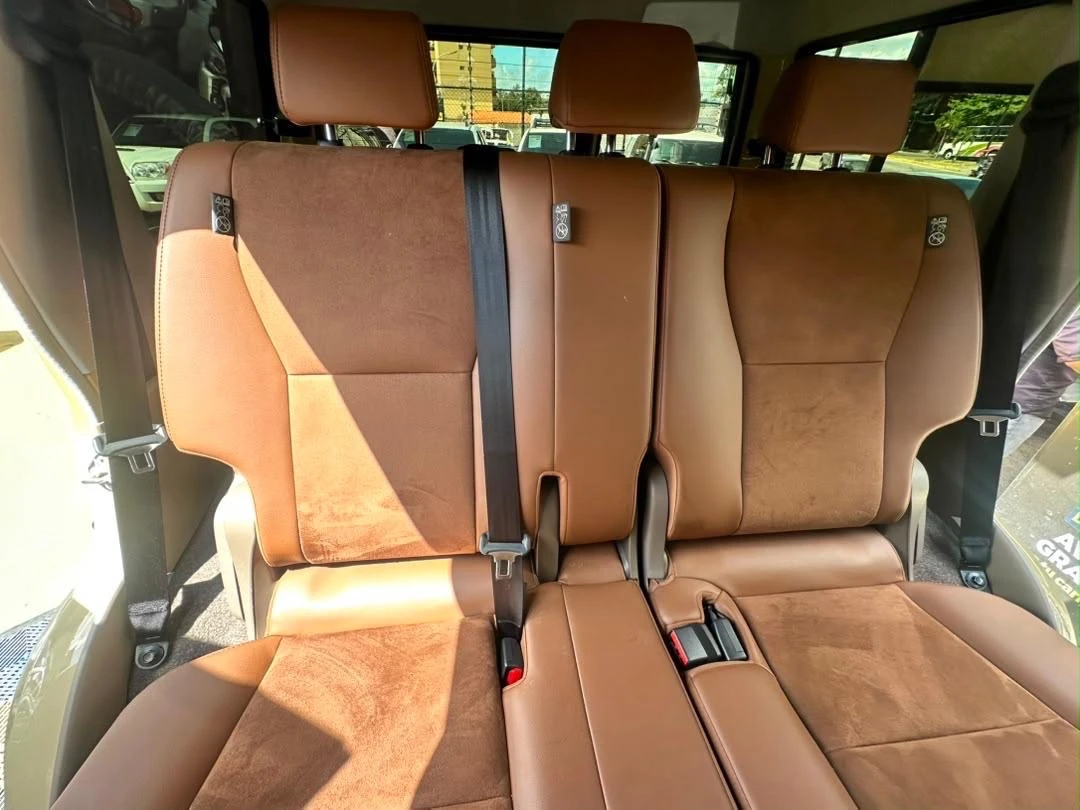 2025 Toyota Land Cruiser 70 Series 40th ANNIVERSARY — photo 6