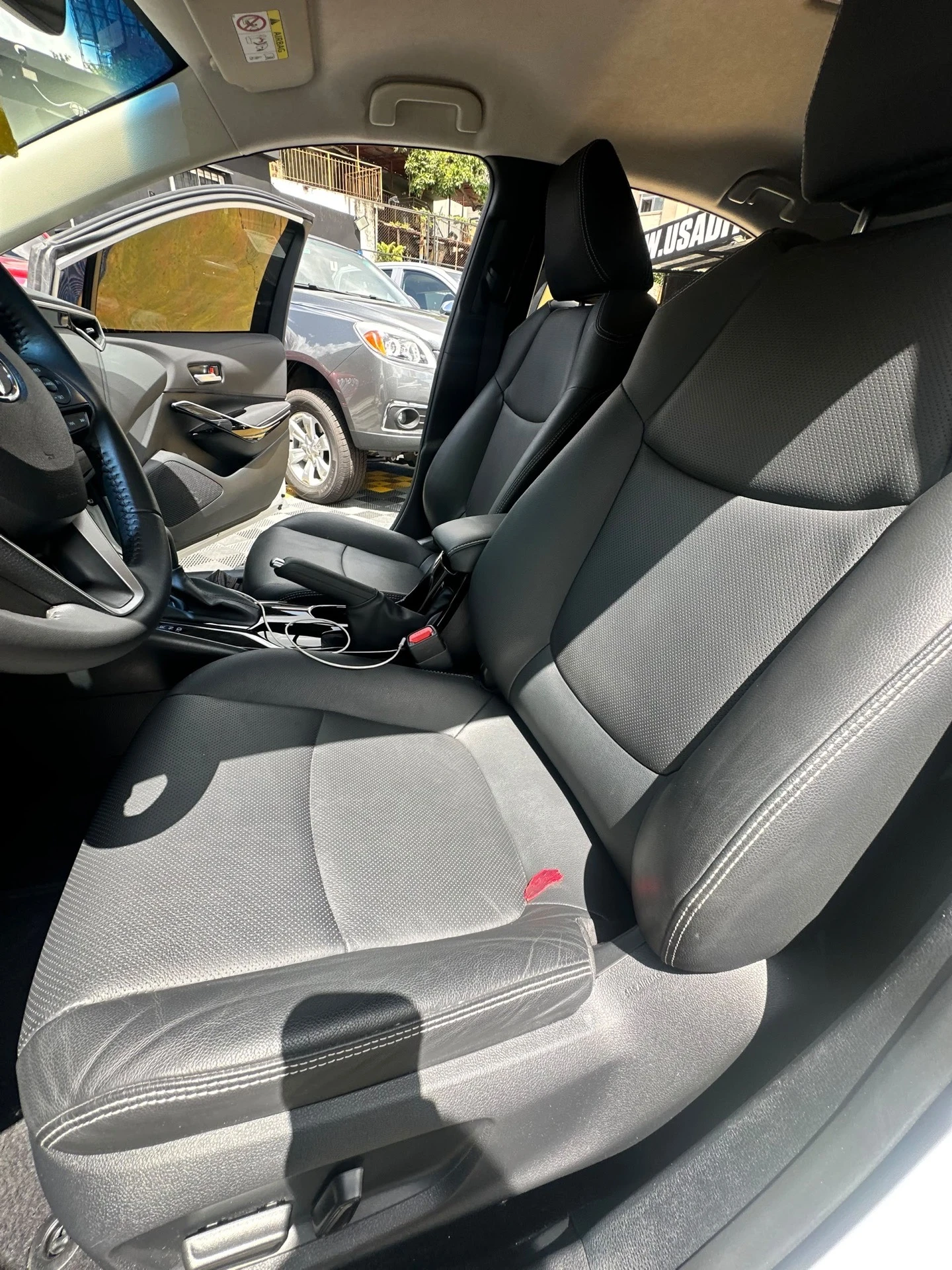 2025 Toyota Corolla SEG — foto 4