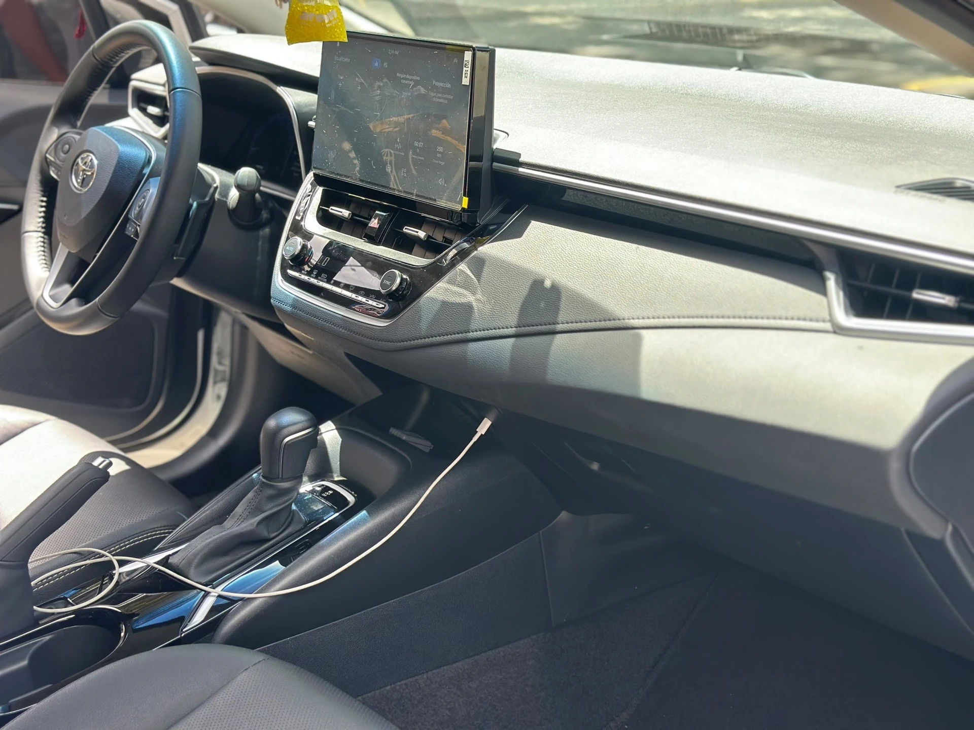 2025 Toyota Corolla SEG — foto 6