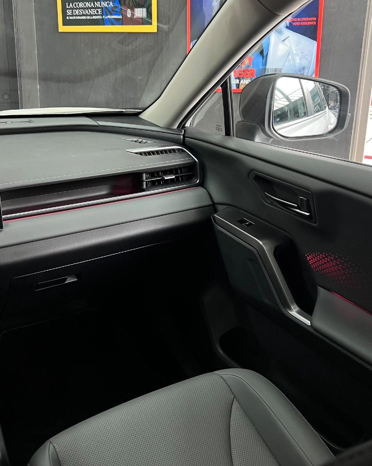 2026 Toyota RAV4 AWD — photo 9