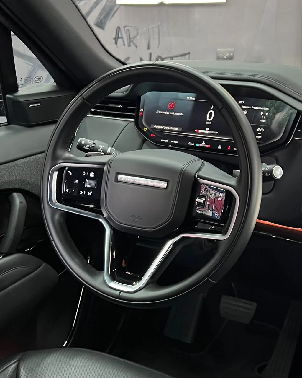2025 Land Rover Range Rover Sport P360 — photo 7
