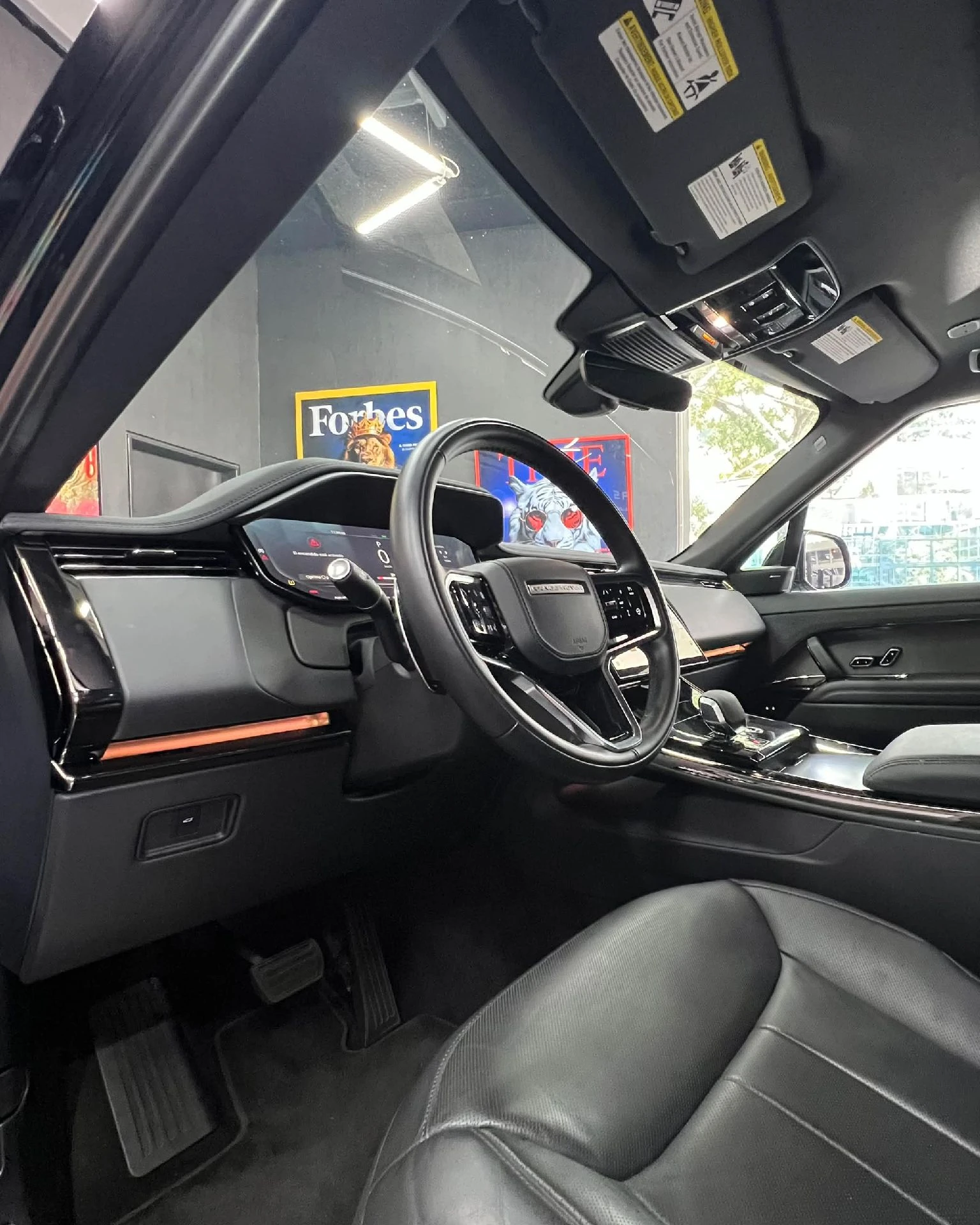 2025 Land Rover Range Rover Sport P360 — photo 11