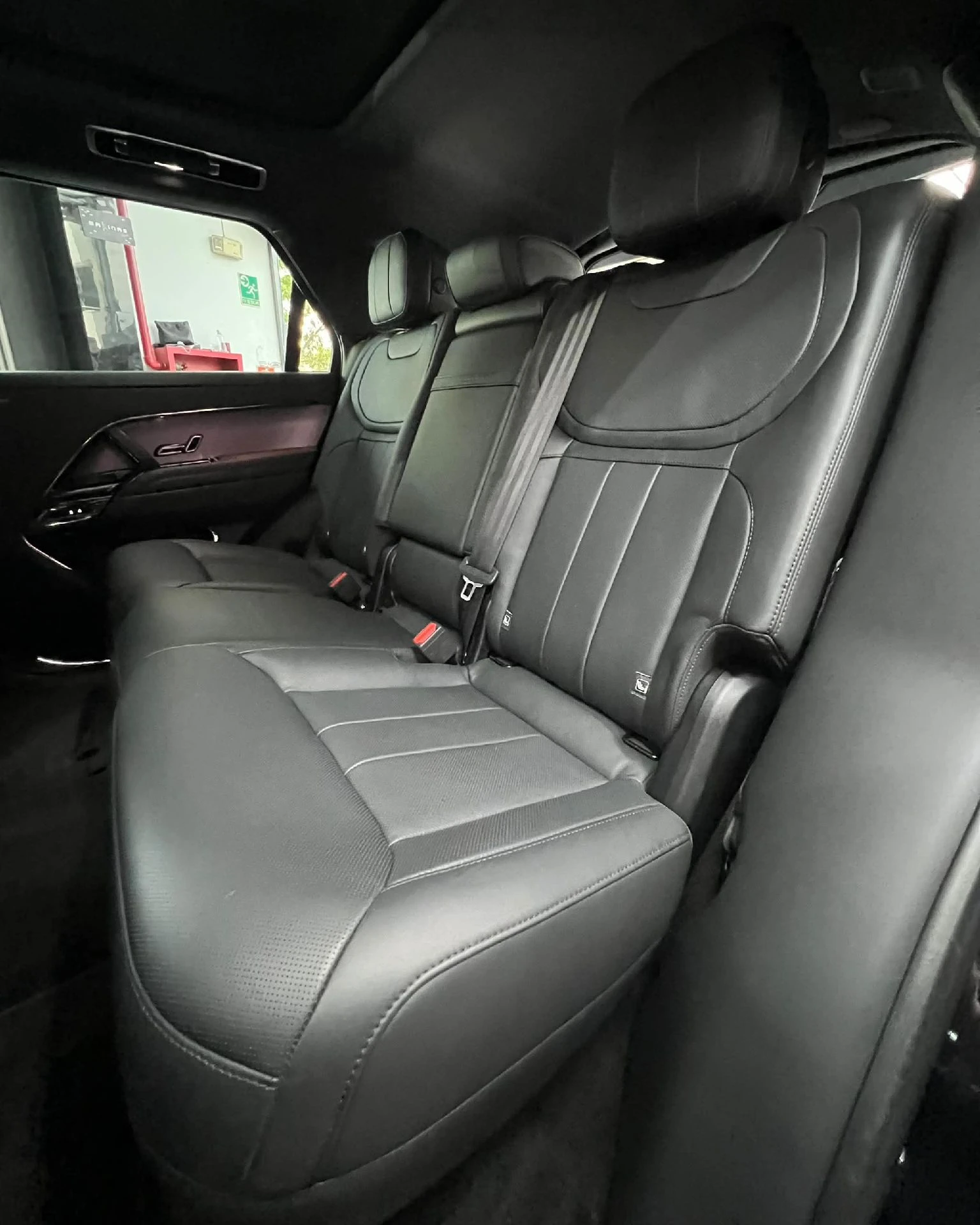 2025 Land Rover Range Rover Sport P360 — photo 14