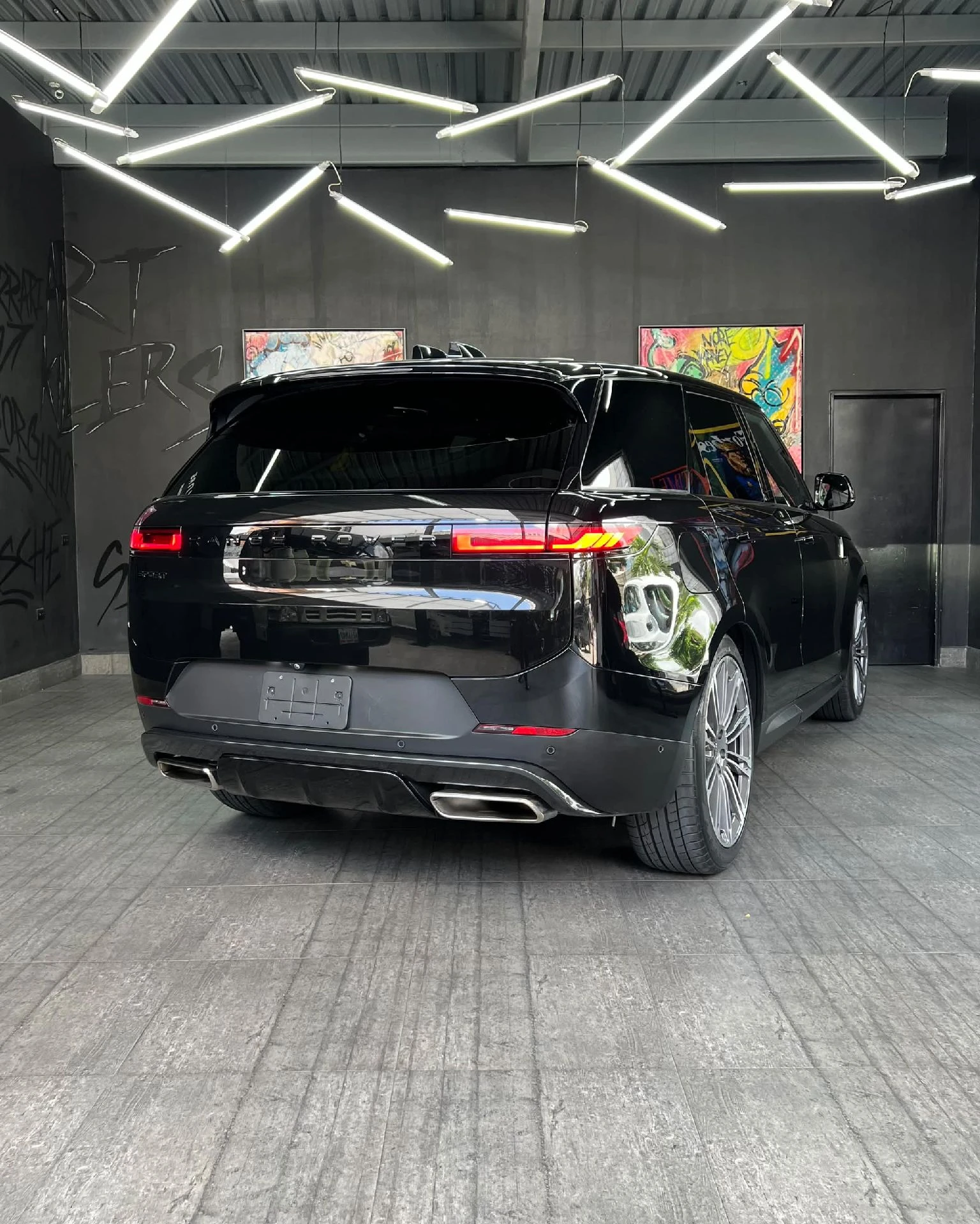 2025 Land Rover Range Rover Sport P360 — photo 19