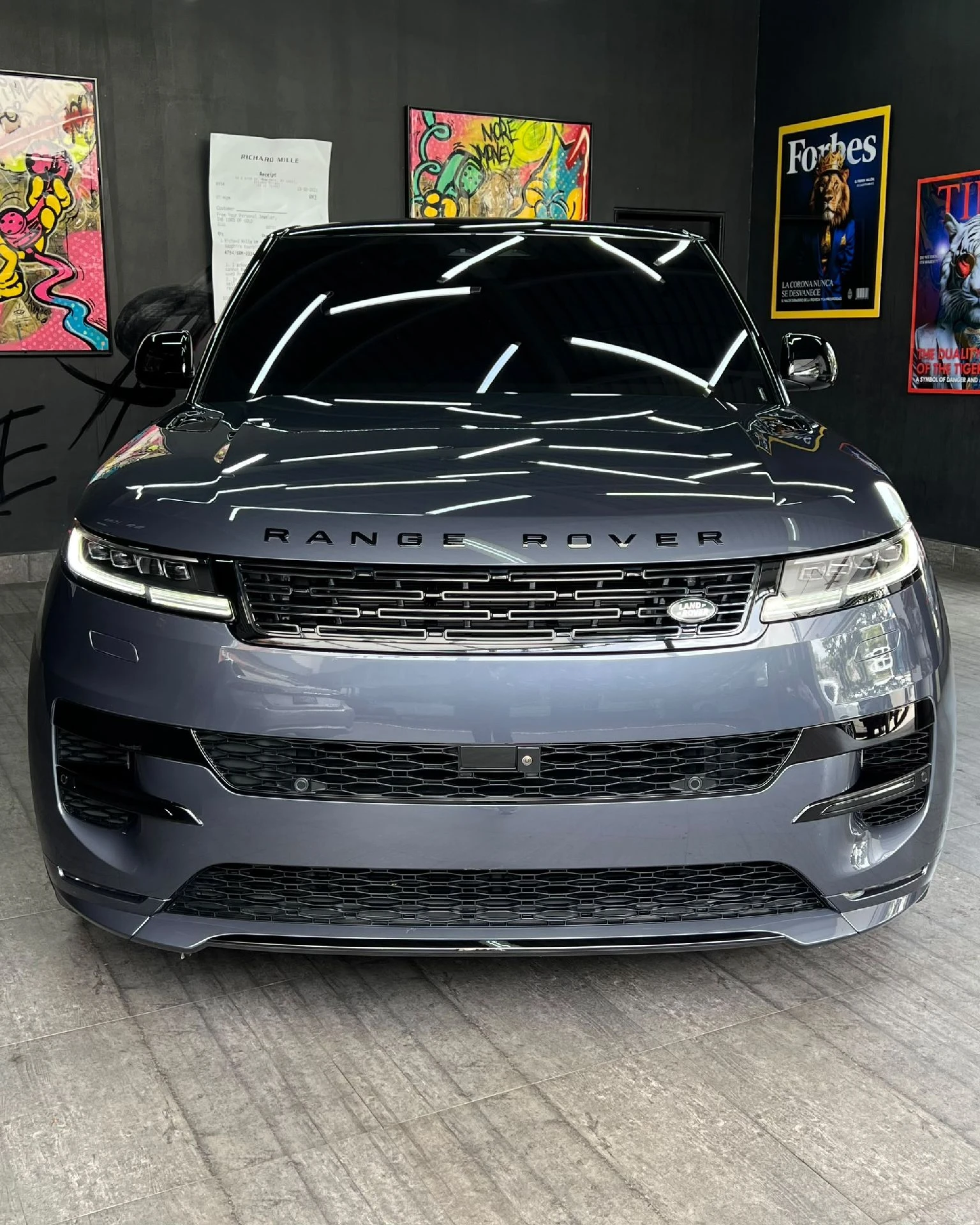 2023 Land Rover Range Rover First Edition P530 — photo 4