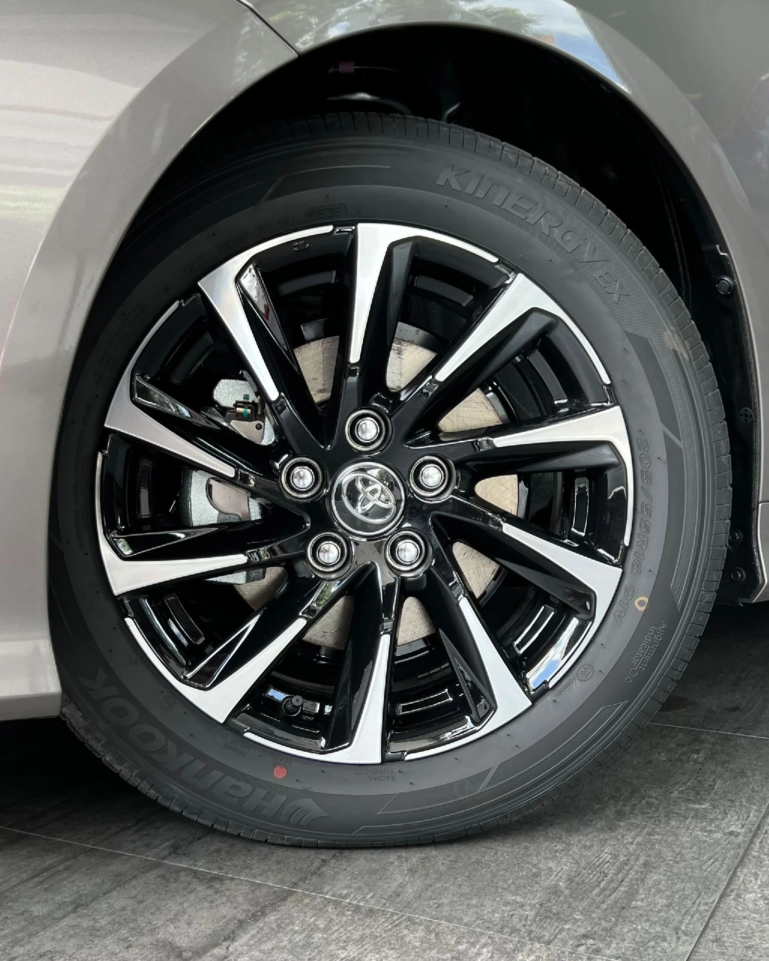 2026 Toyota Corolla HEV — photo 6