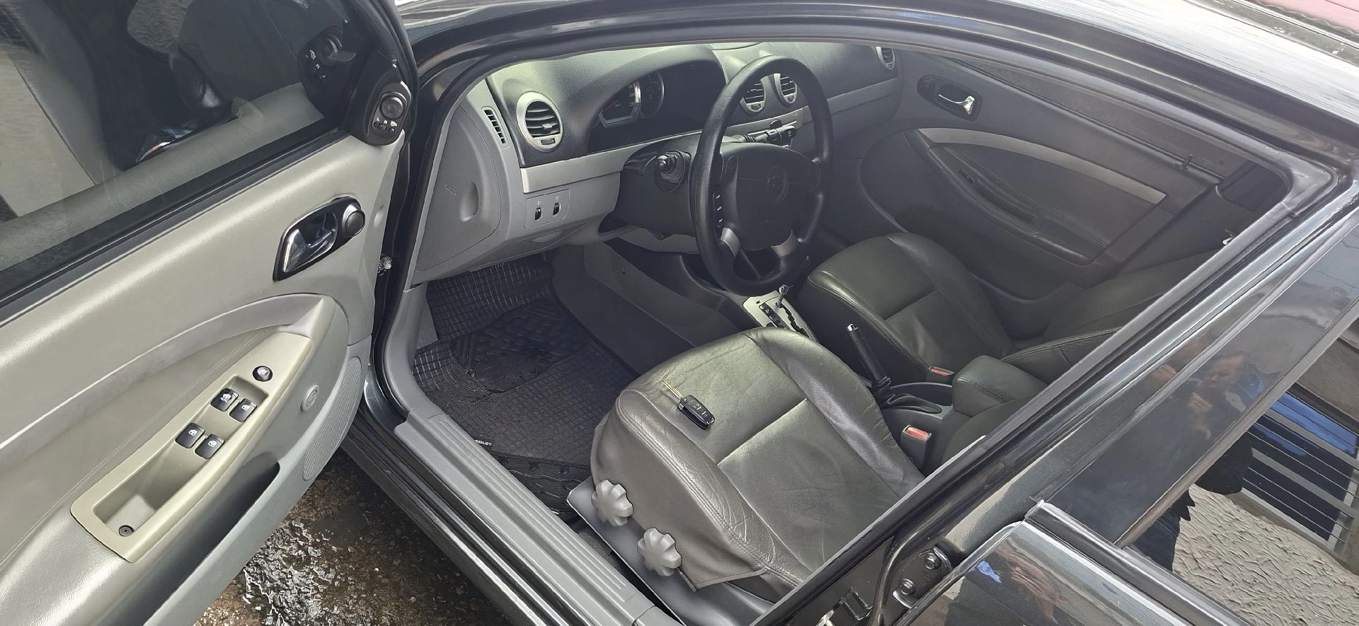2008 Chevrolet Optra — photo 7