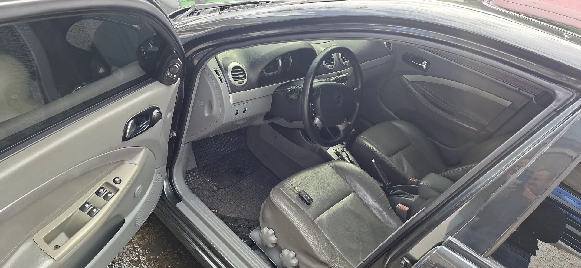 2008 Chevrolet Optra — photo 8