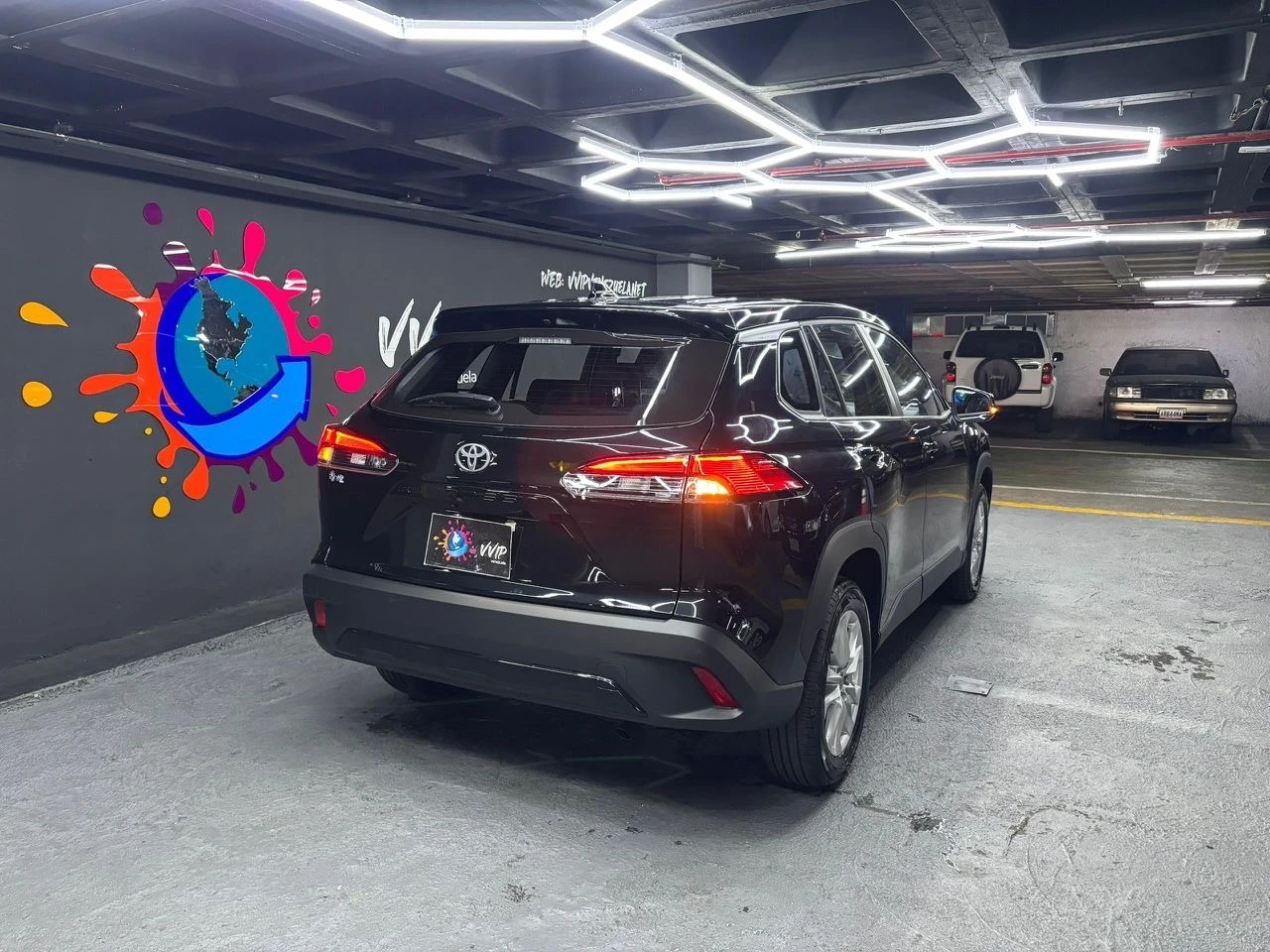 2026 Toyota Corolla Cross Luxury — photo 6