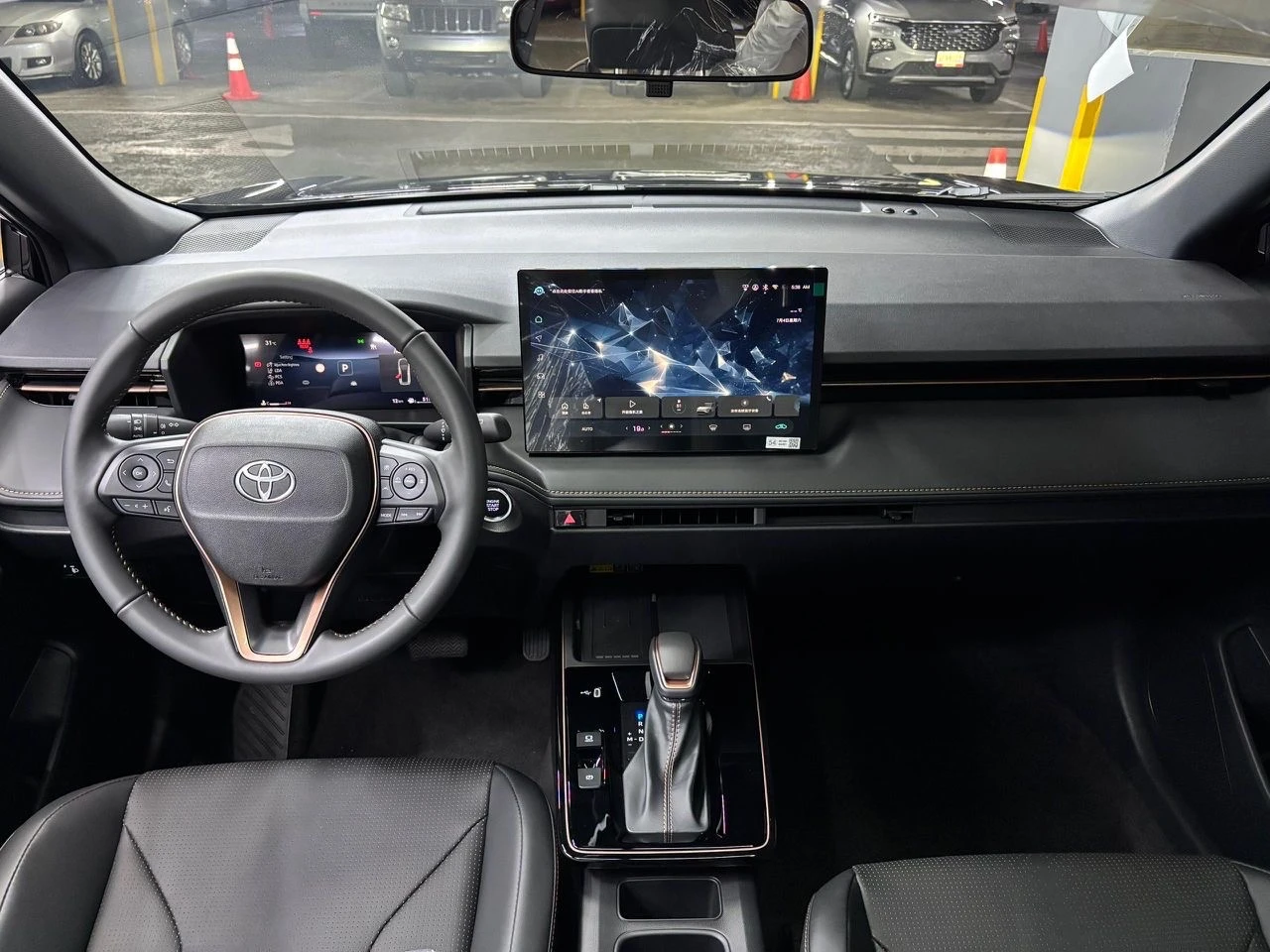 2026 Toyota Corolla Cross Luxury — photo 8