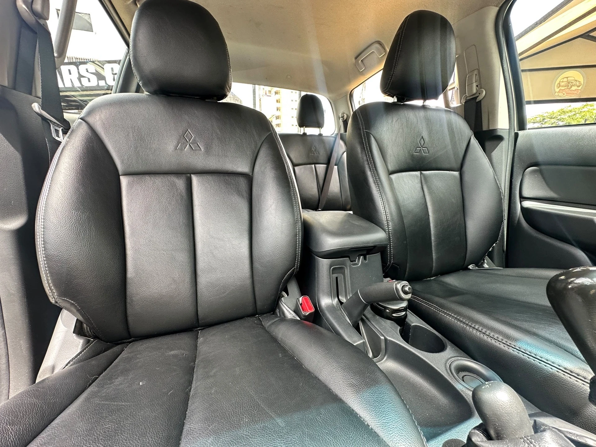2023 Mitsubishi L200 — photo 3