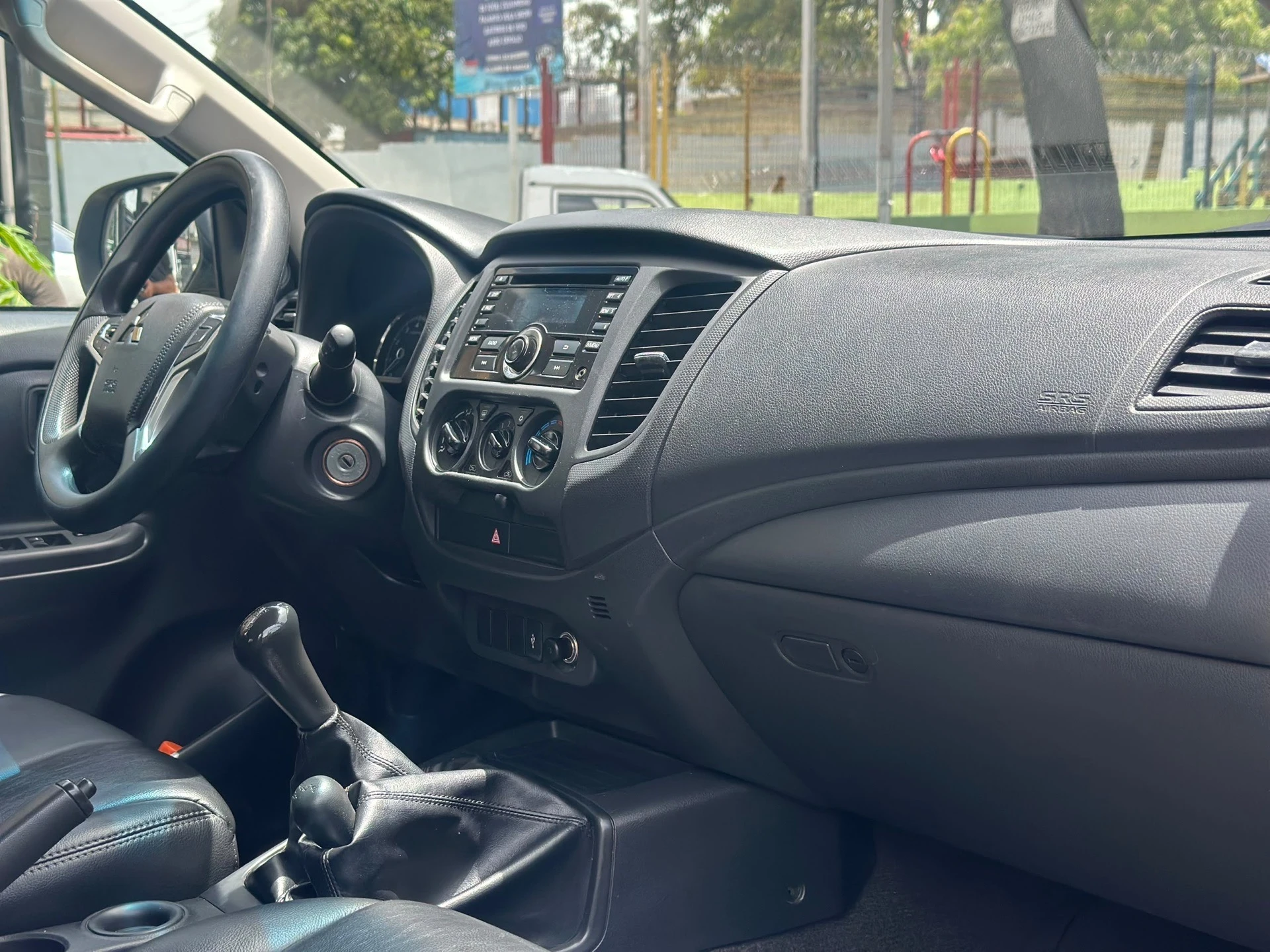2023 Mitsubishi L200 — photo 7