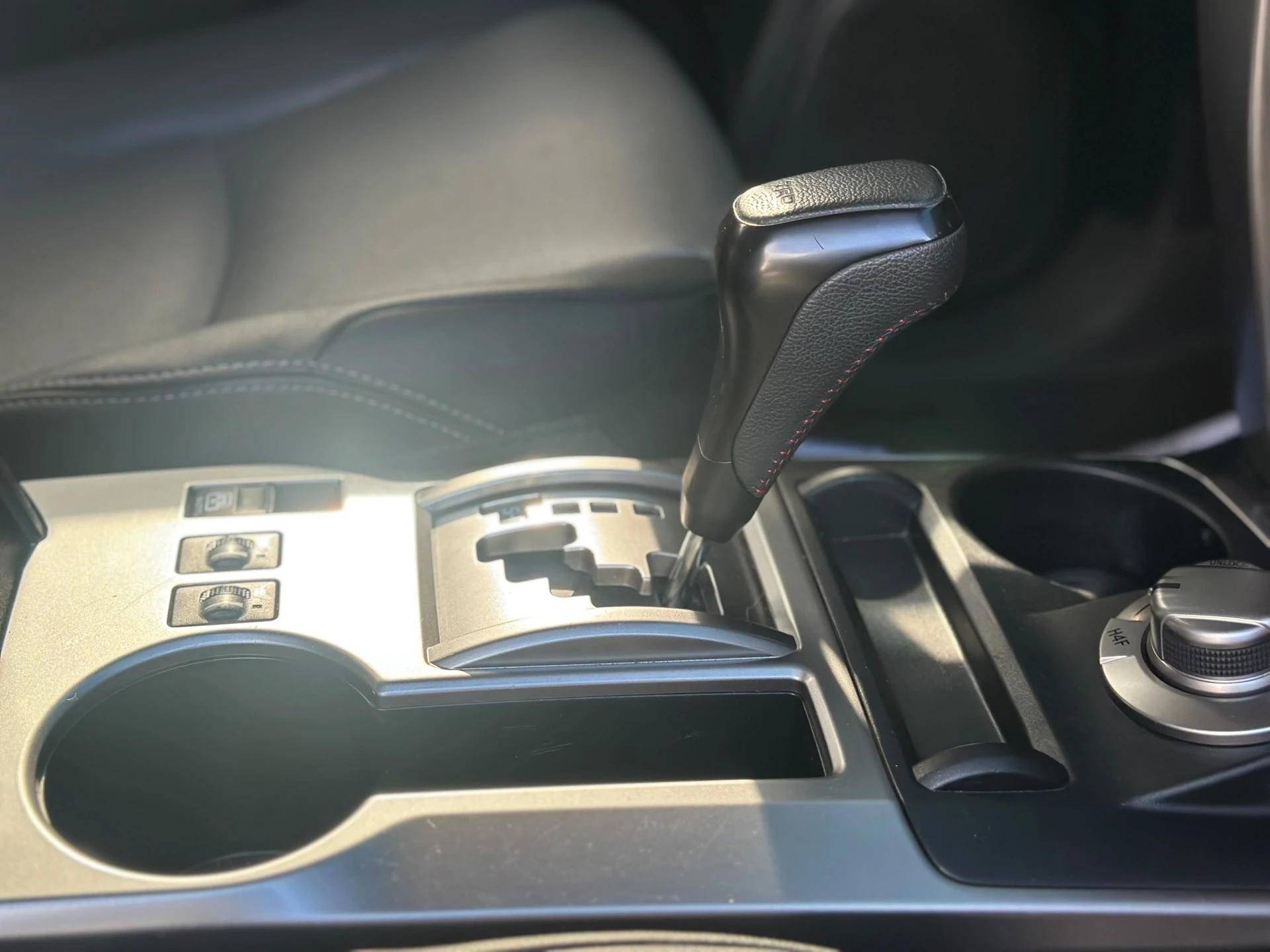 2022 Toyota 4Runner SR5 — photo 7