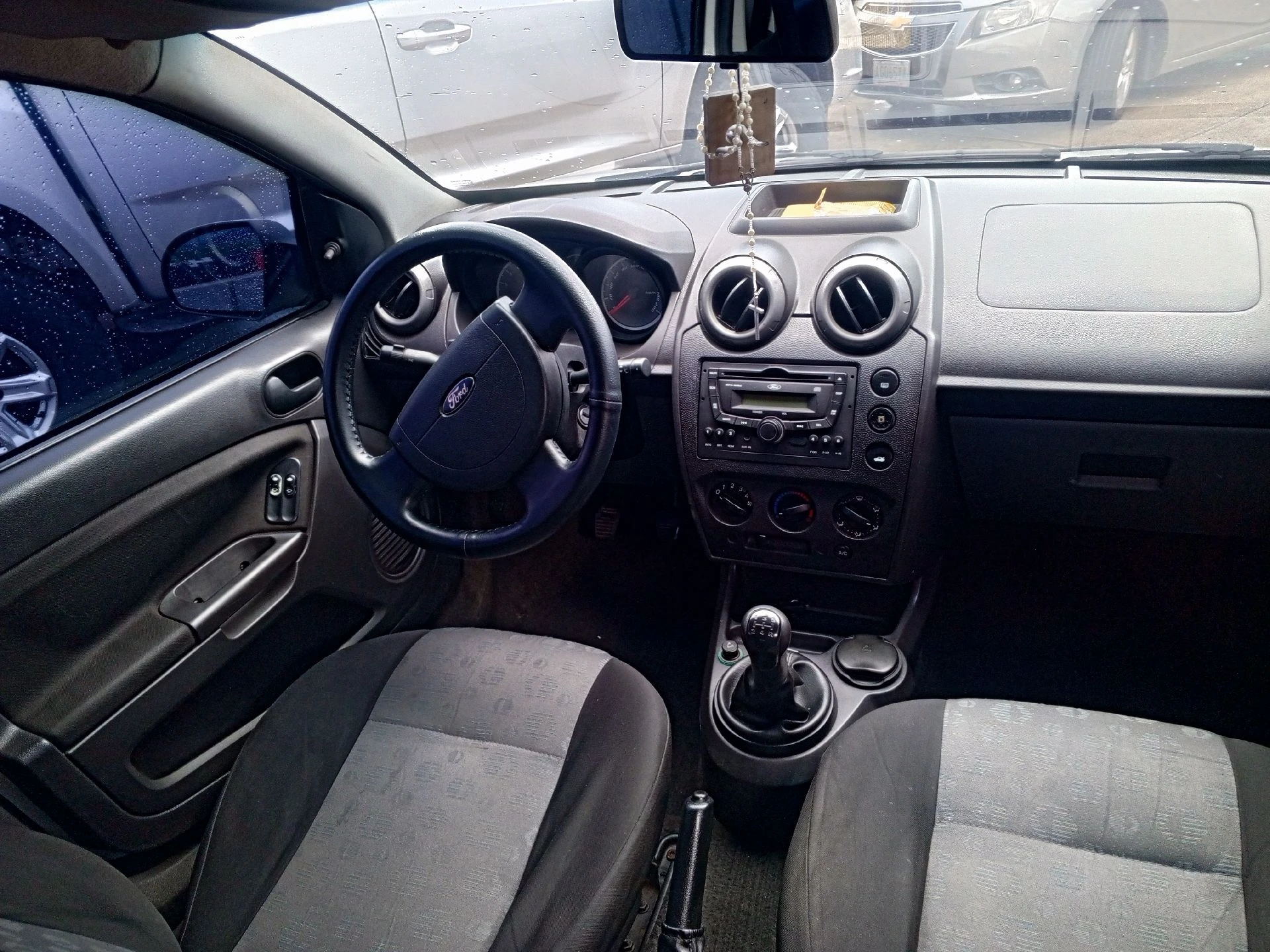 2012 Ford Fiesta Move sincronico — photo 3
