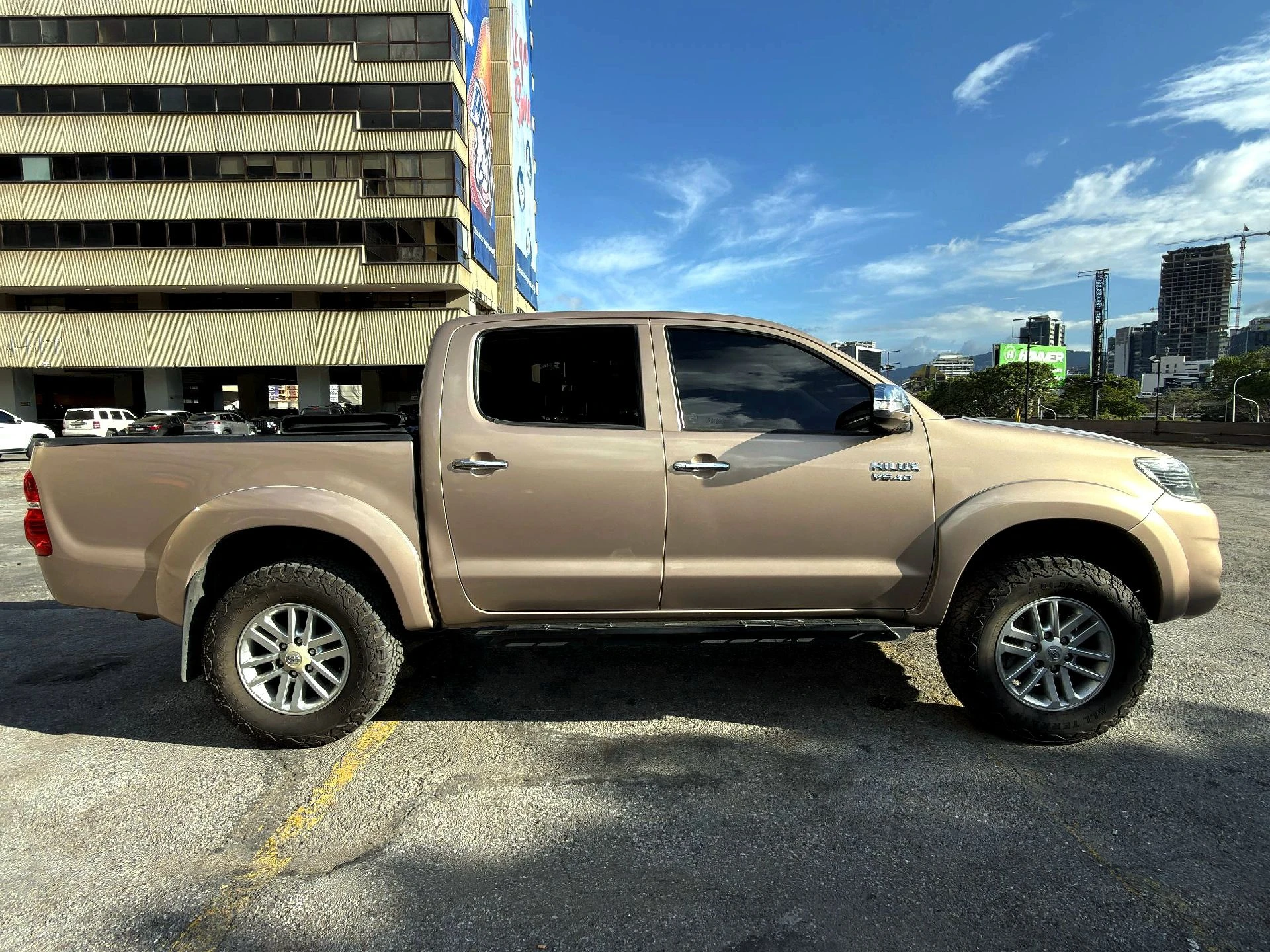 2013 Toyota Hilux 4.0 — photo 5