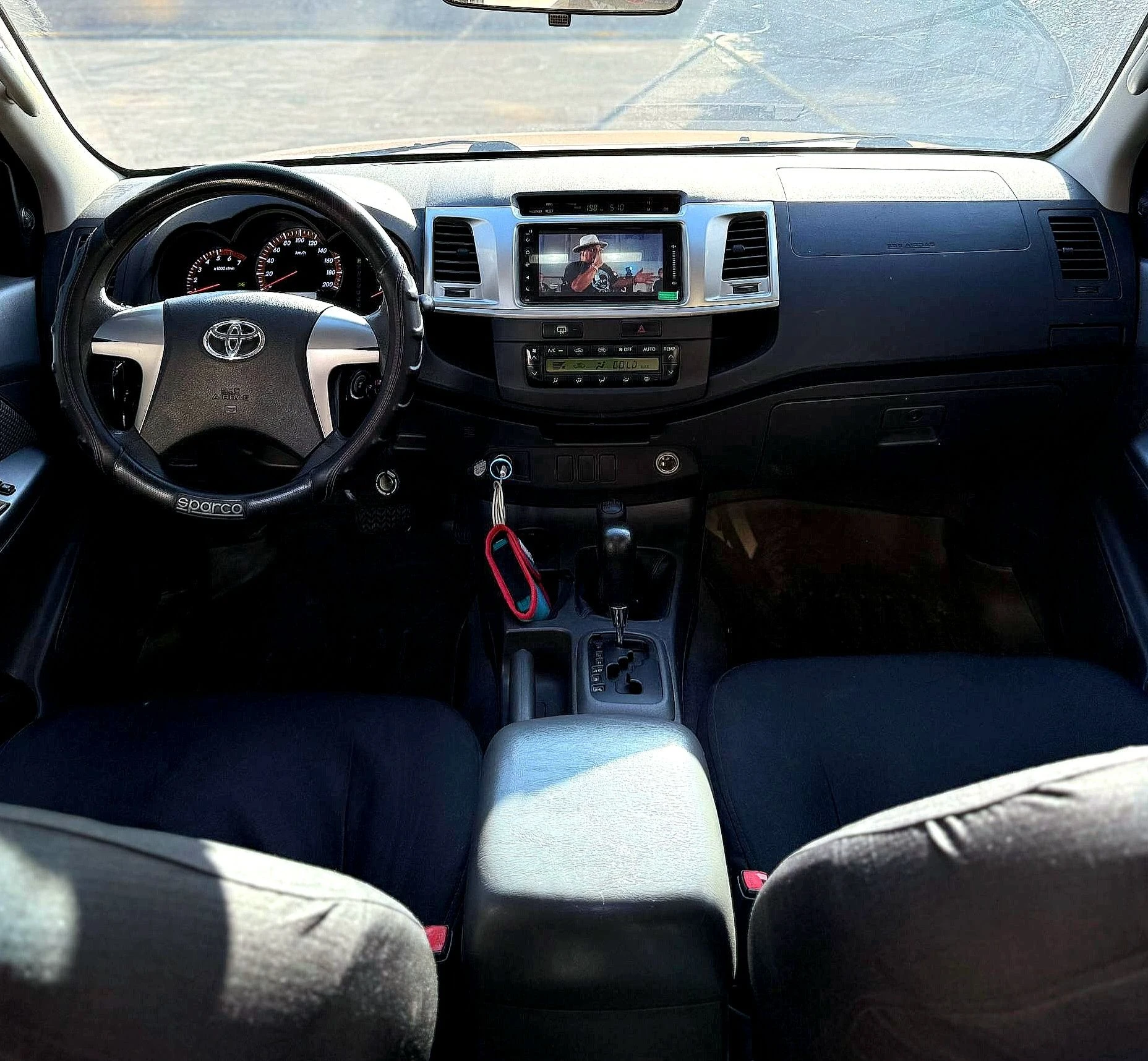 2013 Toyota Hilux 4.0 — photo 16