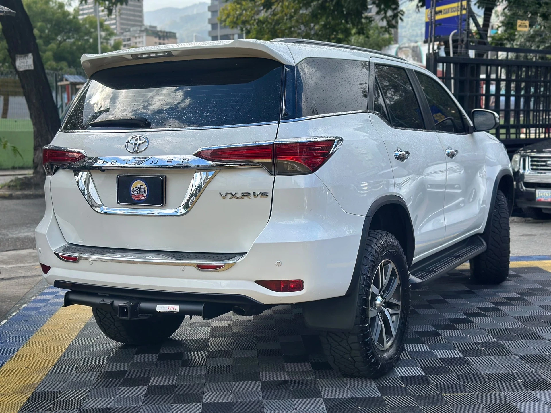 2020 Toyota Fortuner VXR — photo 8