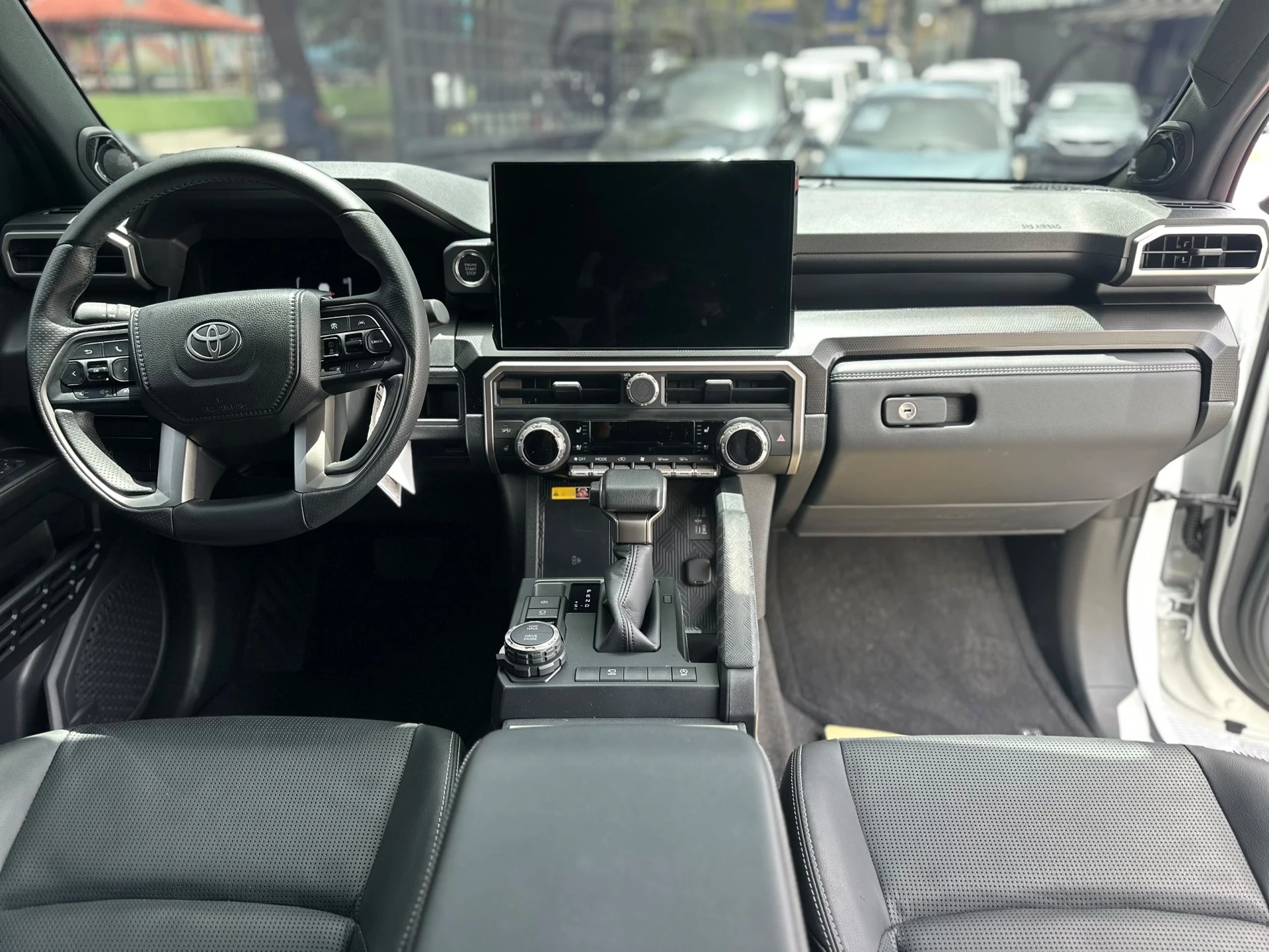 2025 Toyota 4Runner LIMITED — photo 2