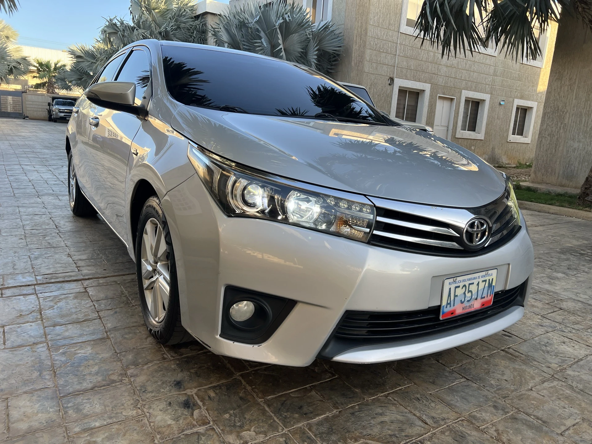 2015 Toyota Corolla GLI automático 2.0 — photo 2