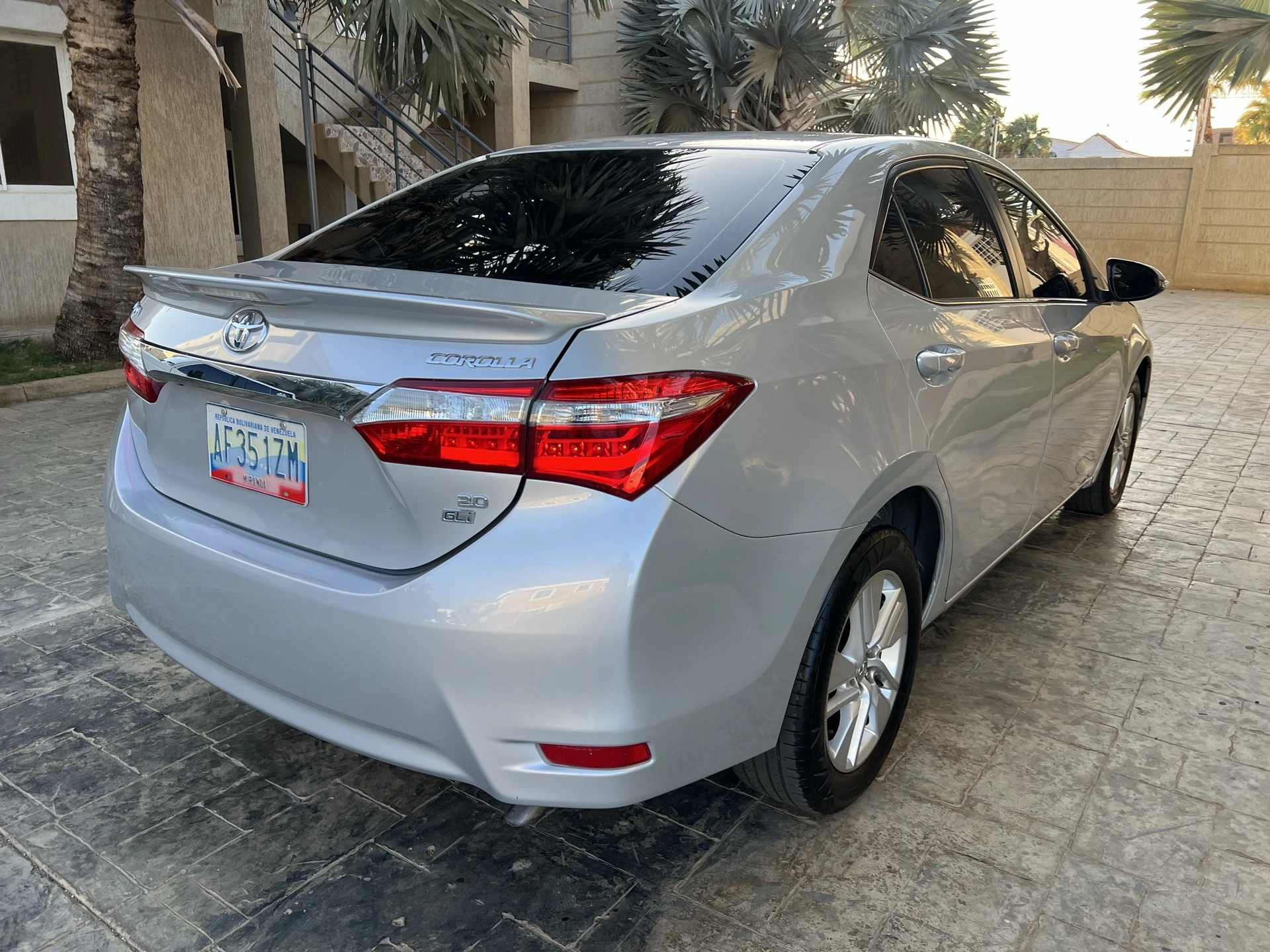 2015 Toyota Corolla GLI automático 2.0 — photo 3