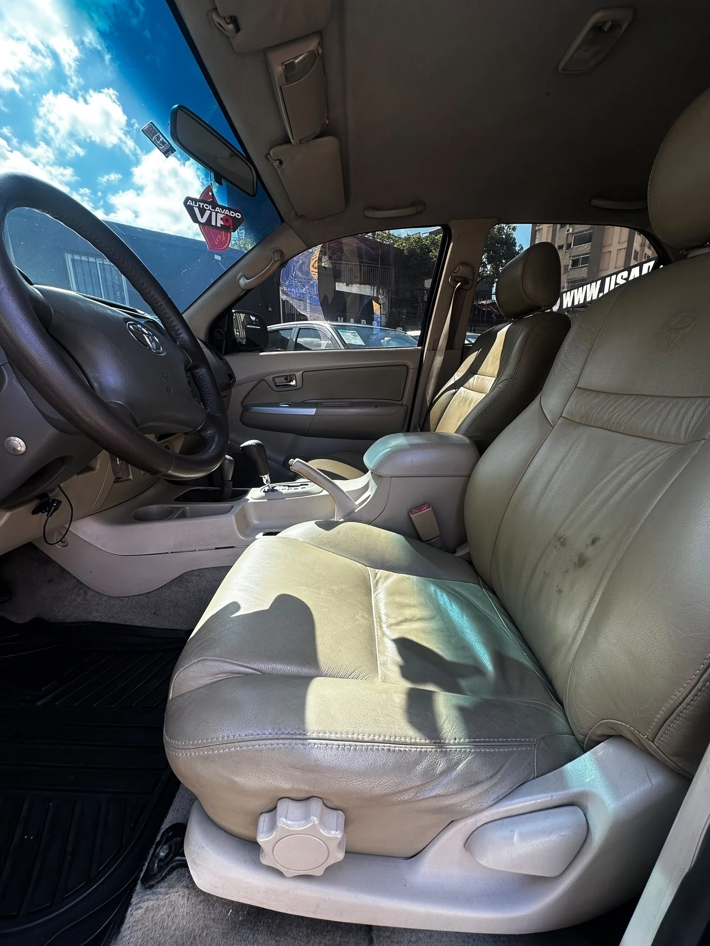 2007 Toyota Fortuner SR5 — photo 8
