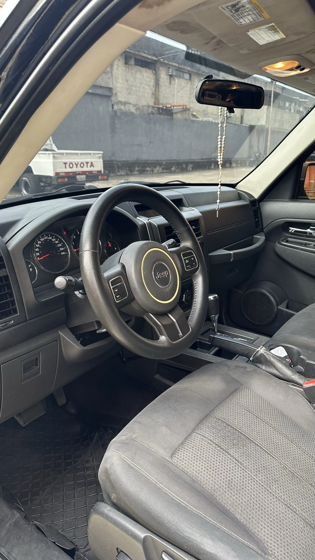 2013 Jeep Cherokee Kk Sport — photo 10
