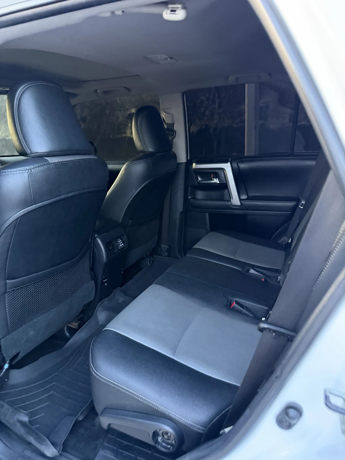 2015 Toyota 4Runner Sr5 premium — photo 11