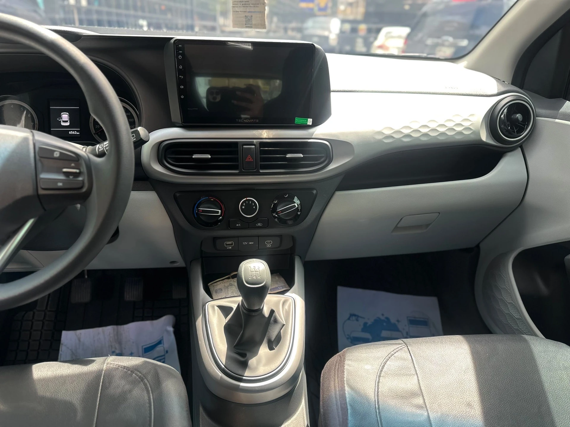 2026 Hyundai Grand i10 — photo 3