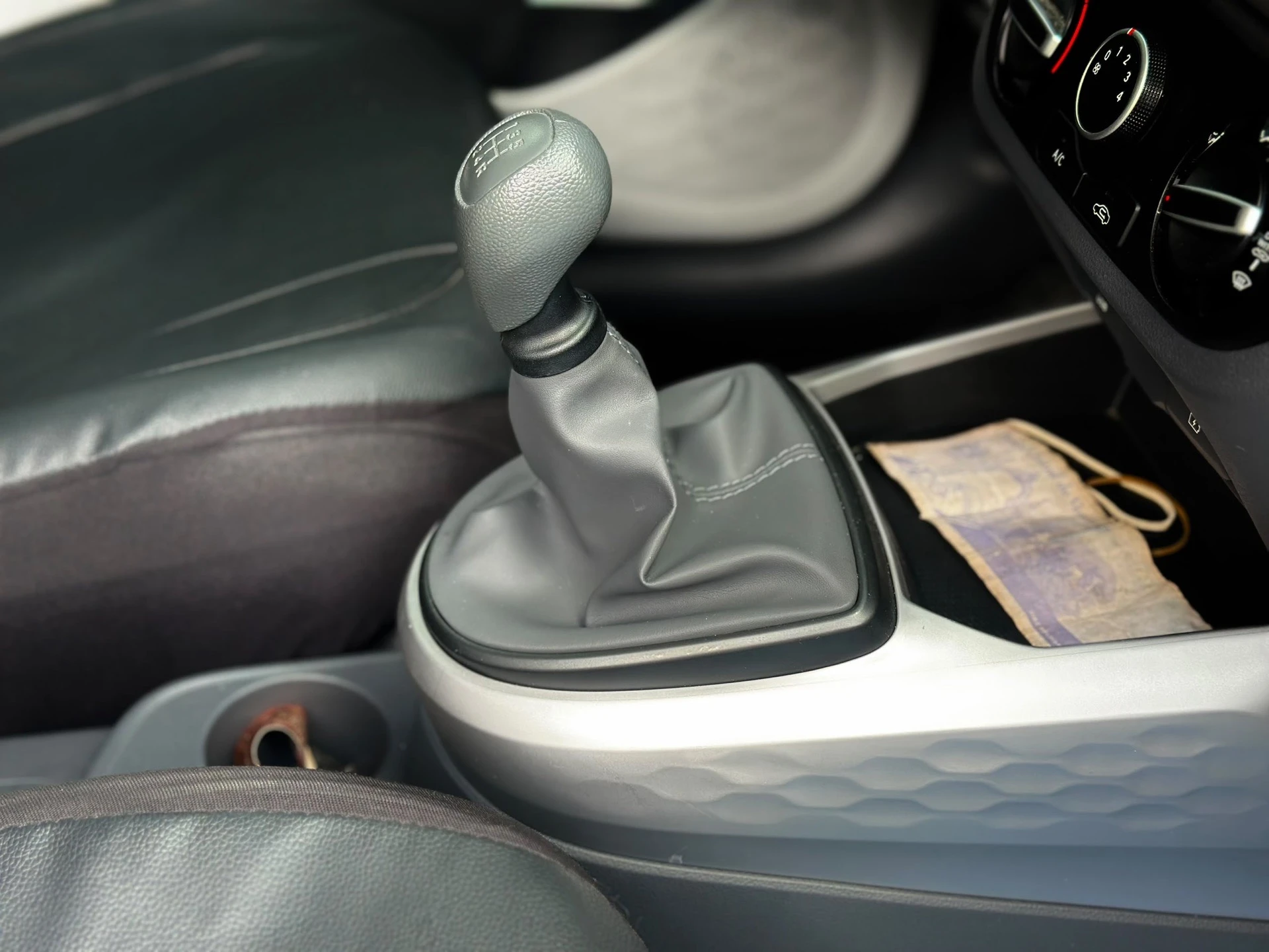 2026 Hyundai Grand i10 — photo 4