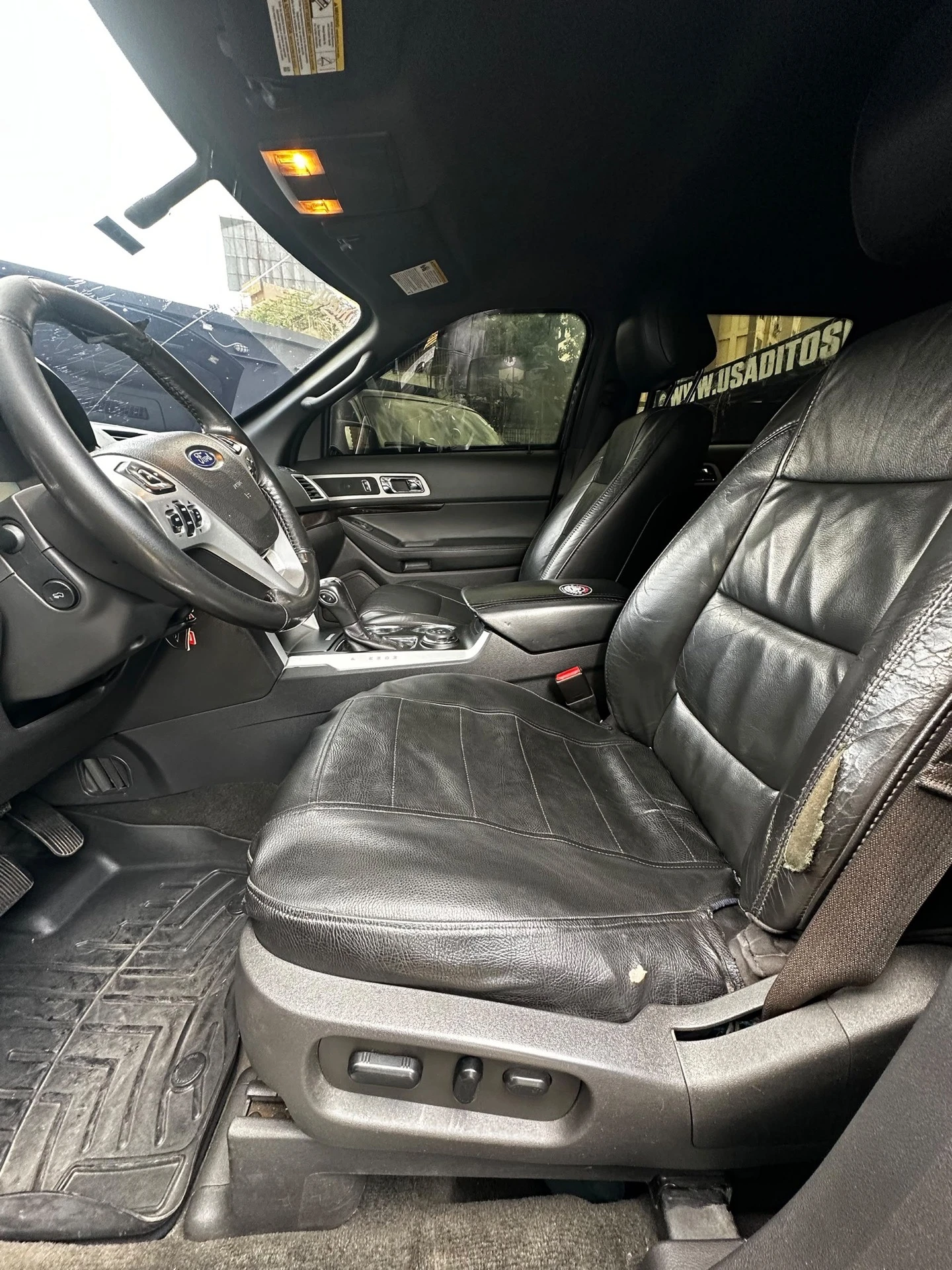2012 Ford Explorer LIMITED — photo 7