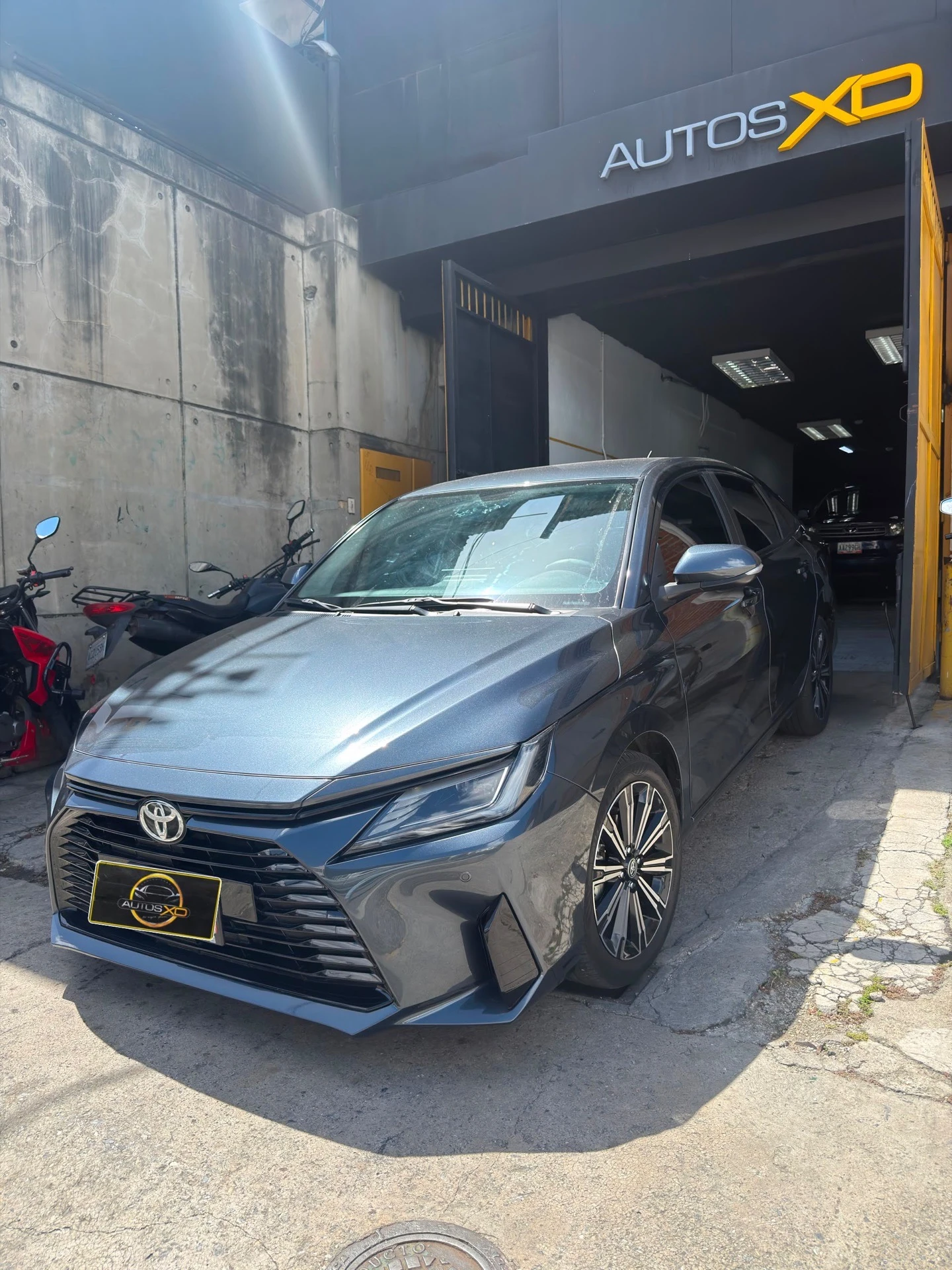 2024 Toyota Yaris Sedán Toyota Yaris G — photo 3