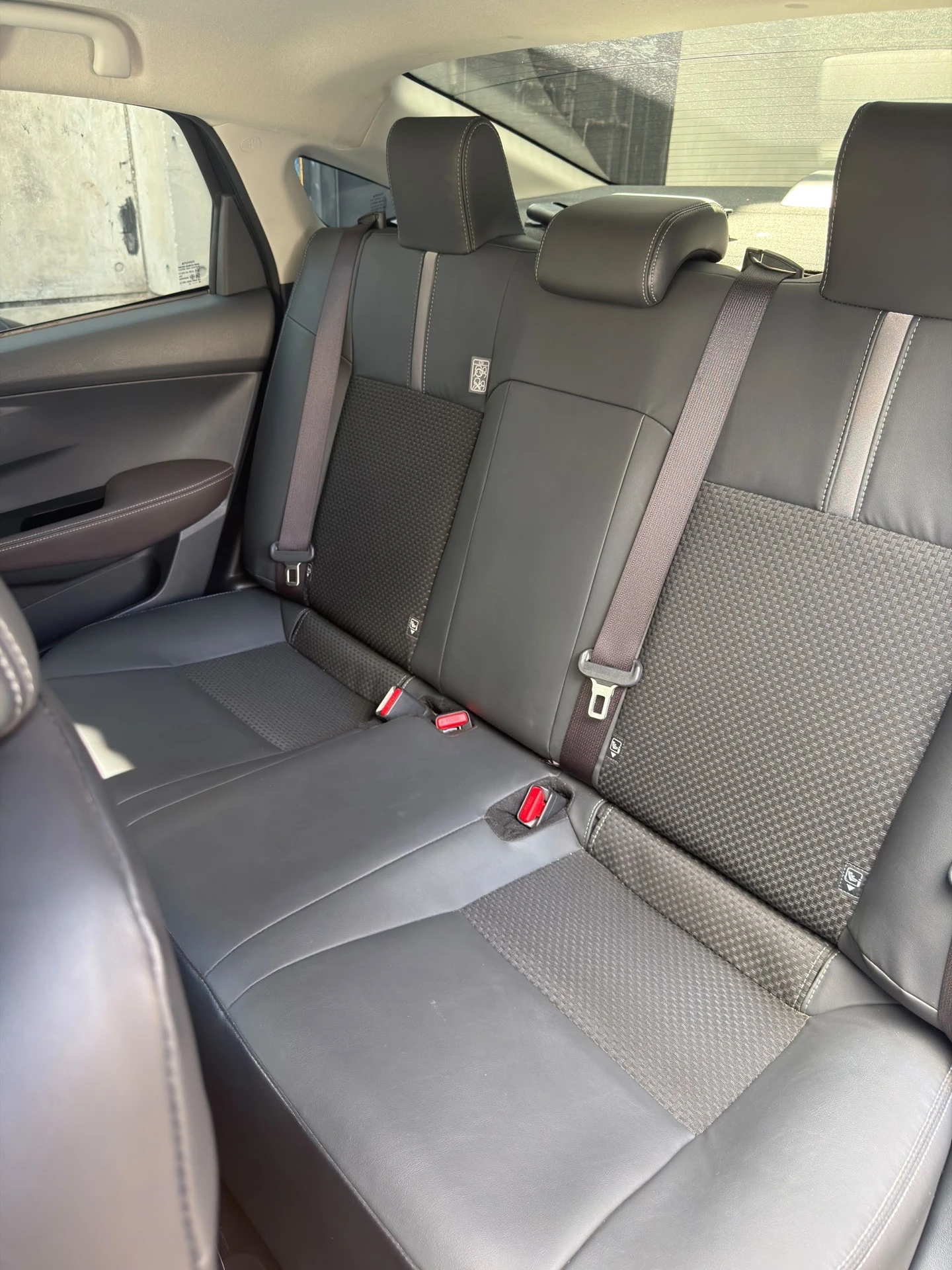 2024 Toyota Yaris Sedán Toyota Yaris G — photo 9