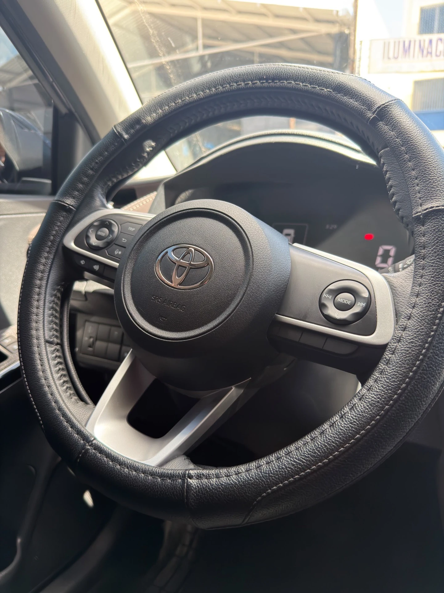 2024 Toyota Yaris Sedán Toyota Yaris G — photo 11