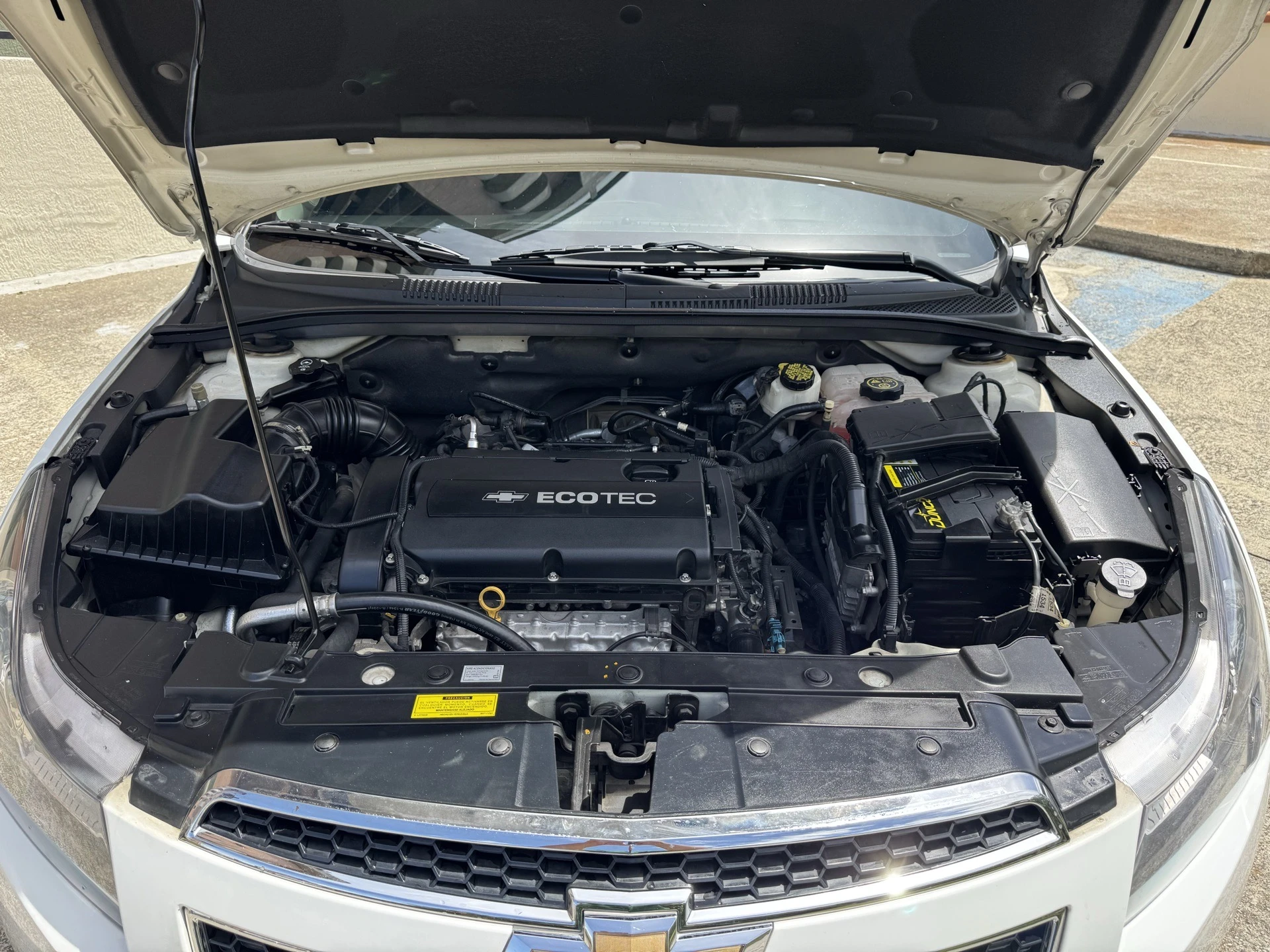 2013 Chevrolet Cruze — photo 10