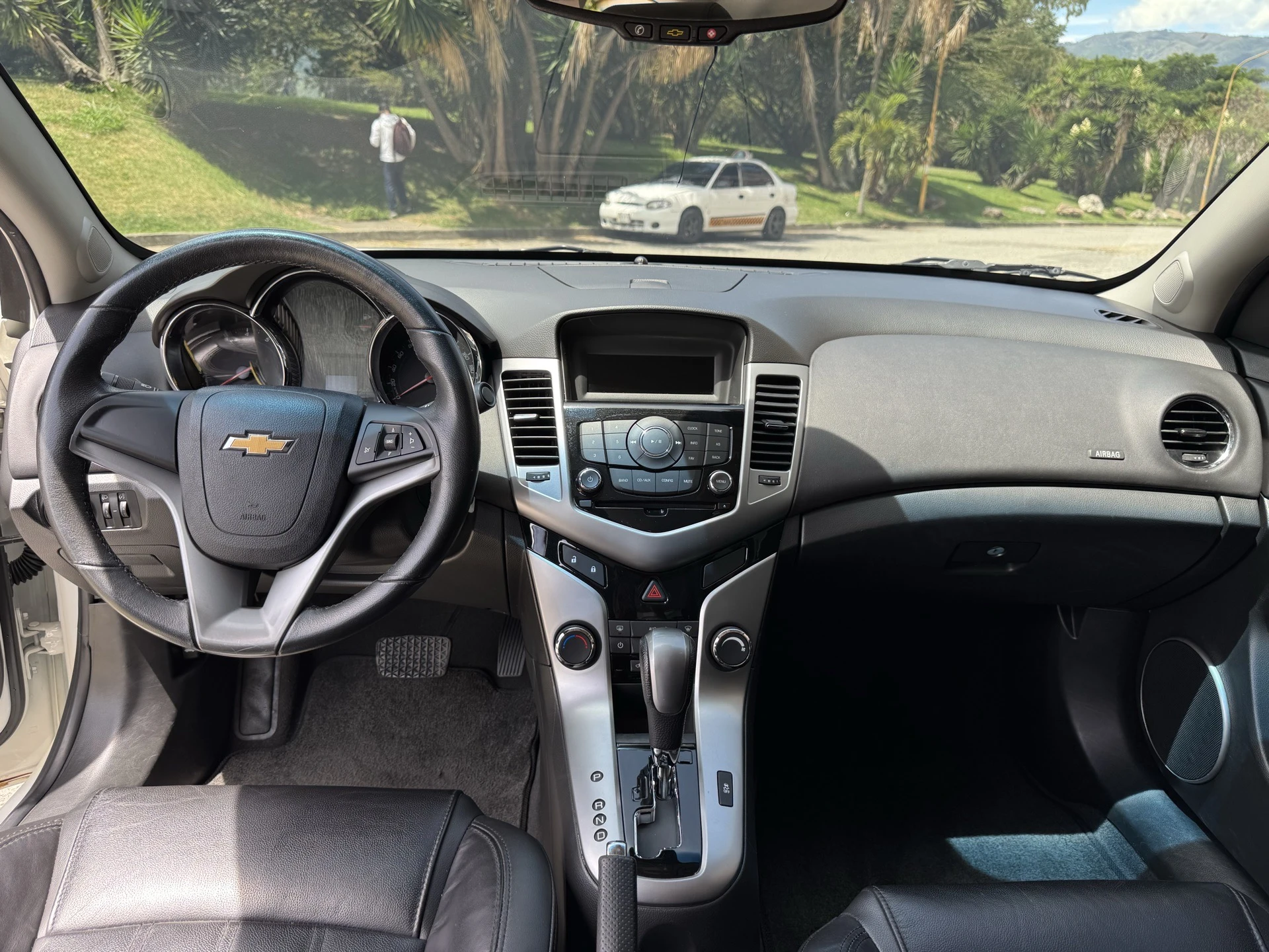 2013 Chevrolet Cruze — photo 13