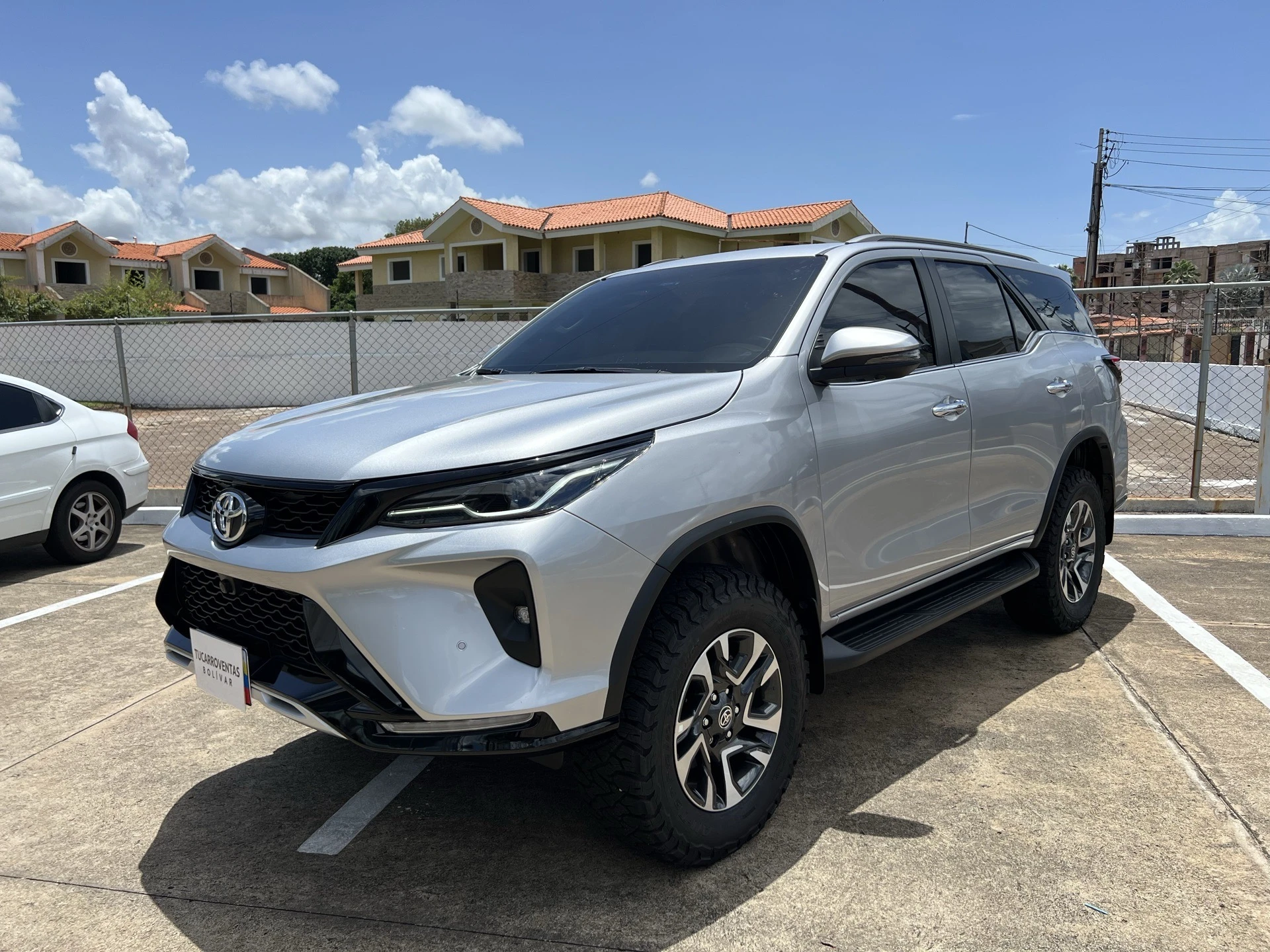 2025 Toyota Fortuner — photo 14