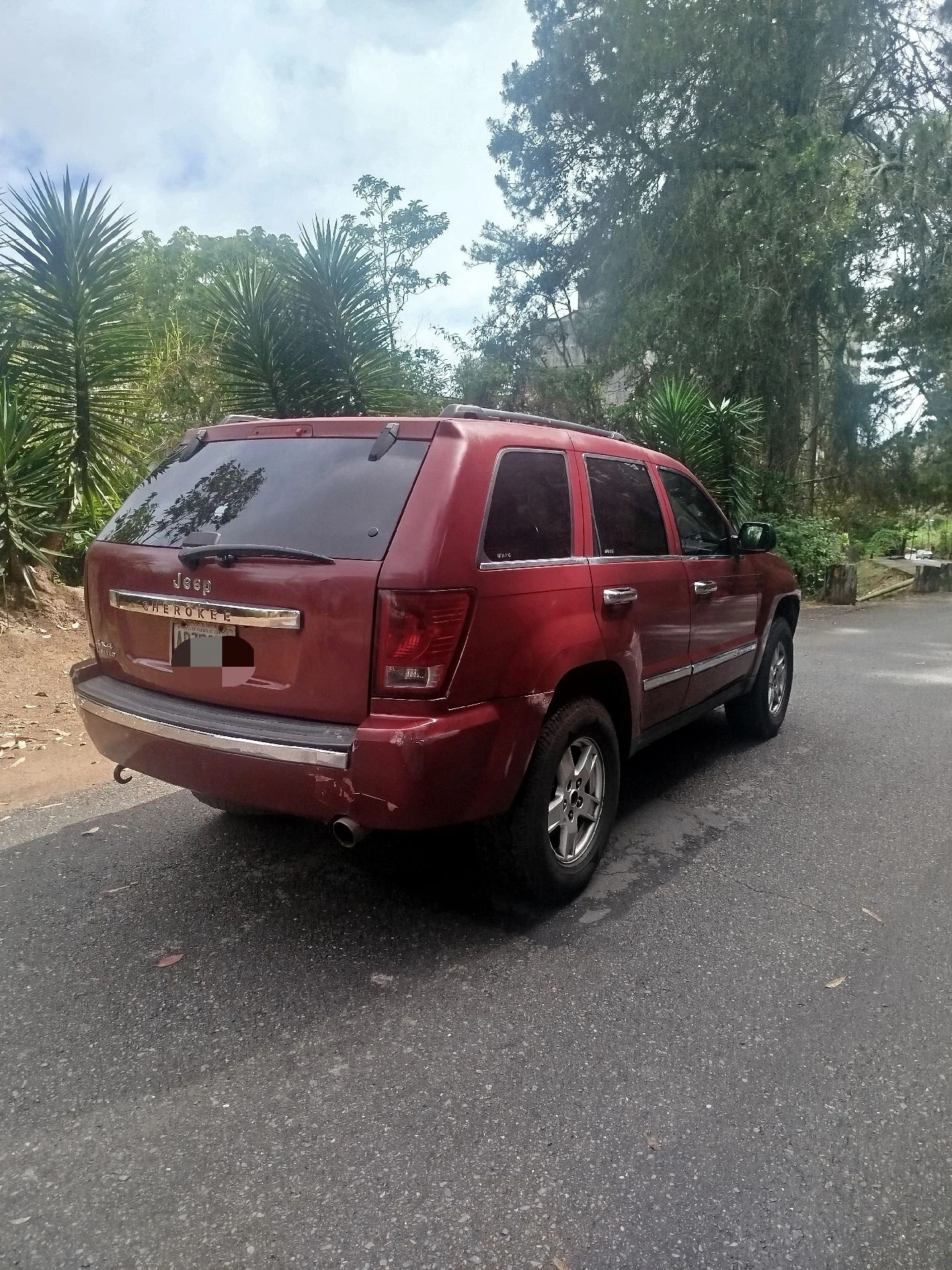 2007 Jeep Grand Cherokee Limited — photo 24