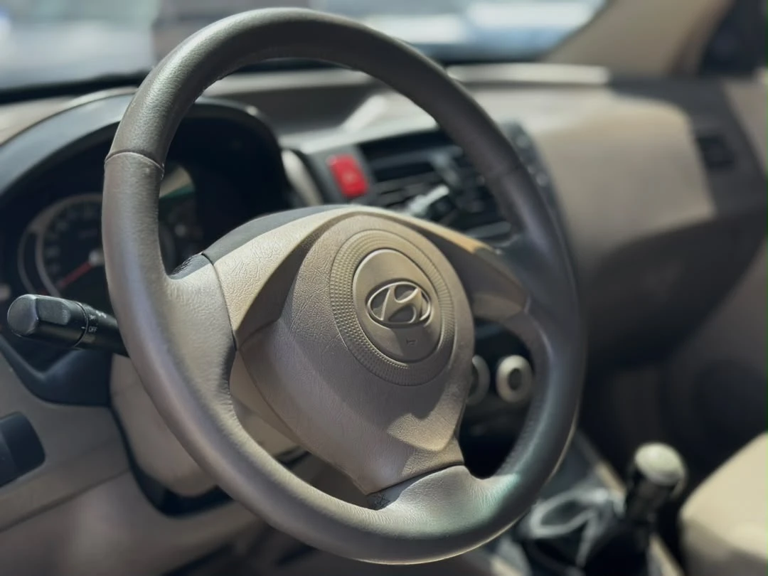 2006 Hyundai Tucson — photo 2