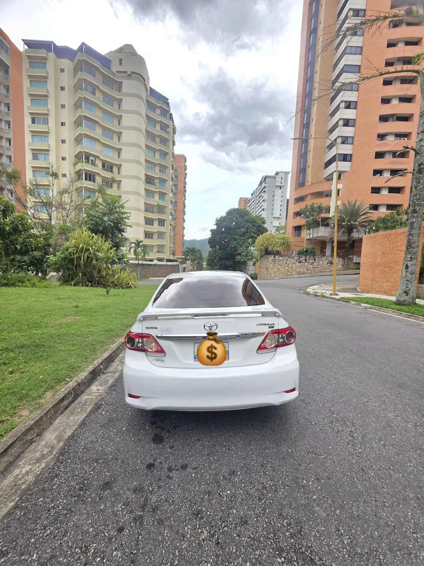 2014 Toyota Corolla GLI — photo 11
