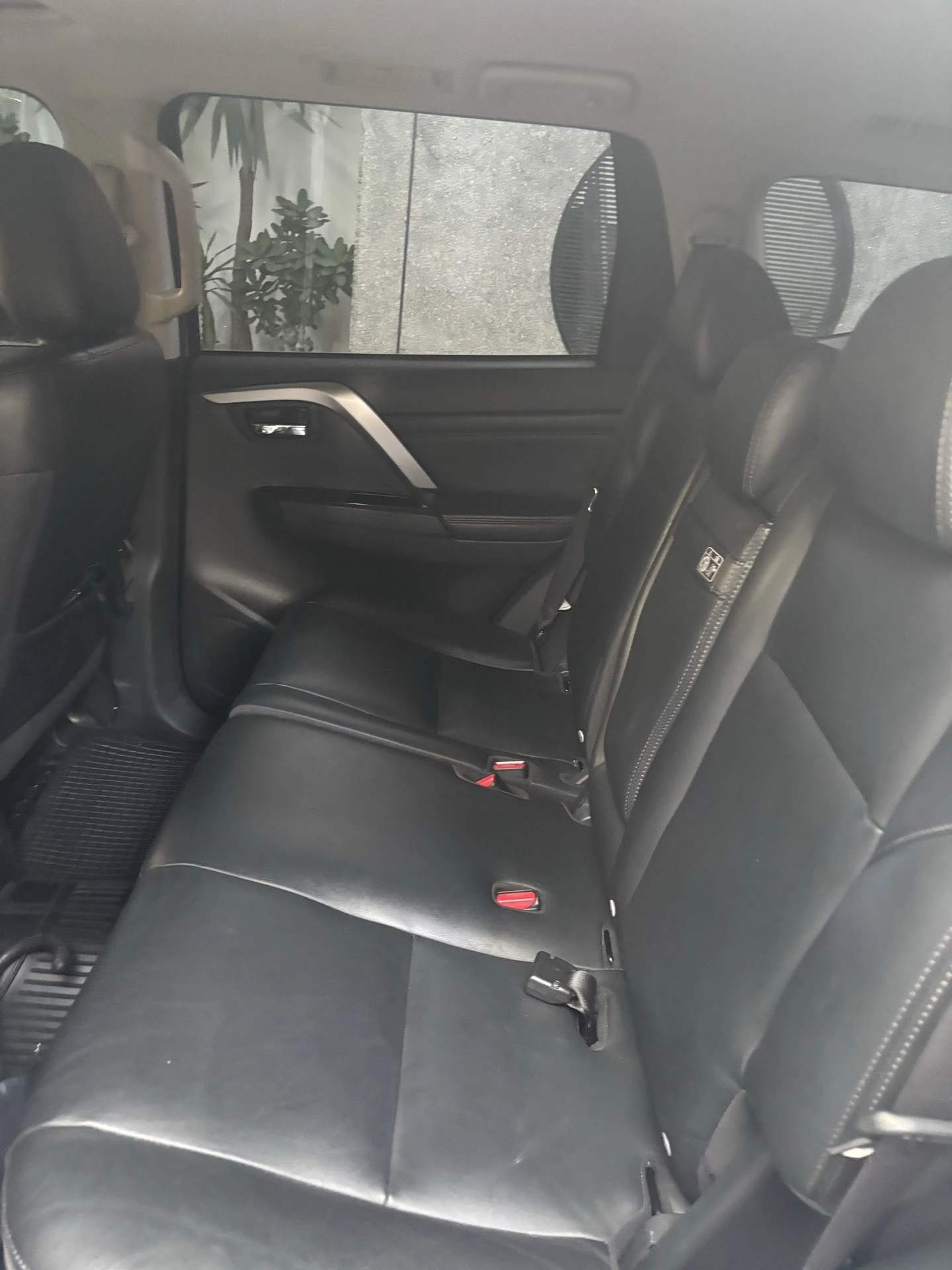 2020 Mitsubishi Pajero Sport — photo 7