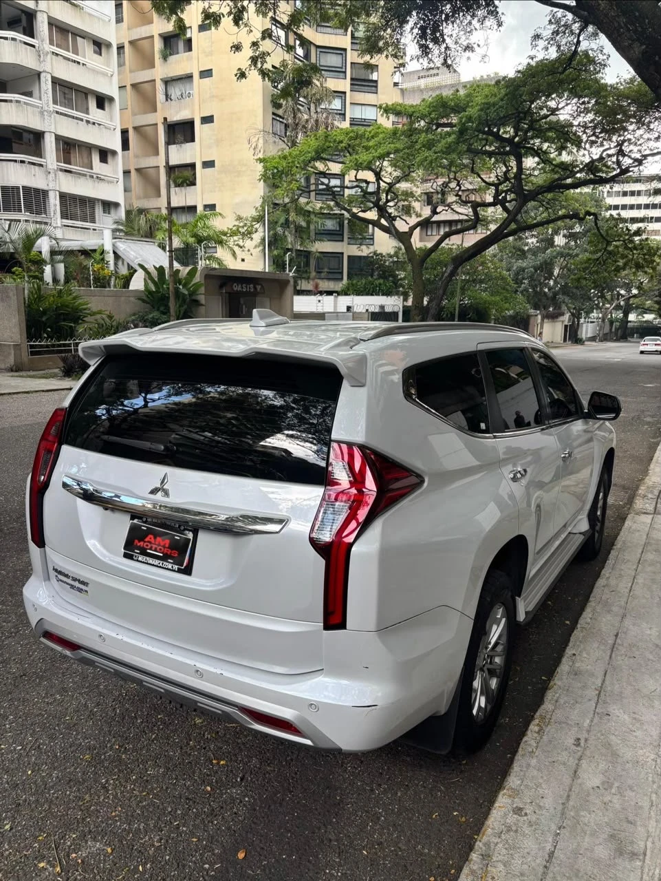 2020 Mitsubishi Pajero Sport — photo 9