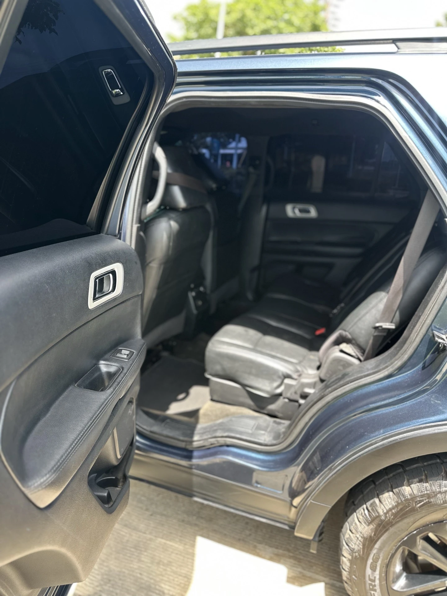 2011 Ford Explorer XLT — photo 10