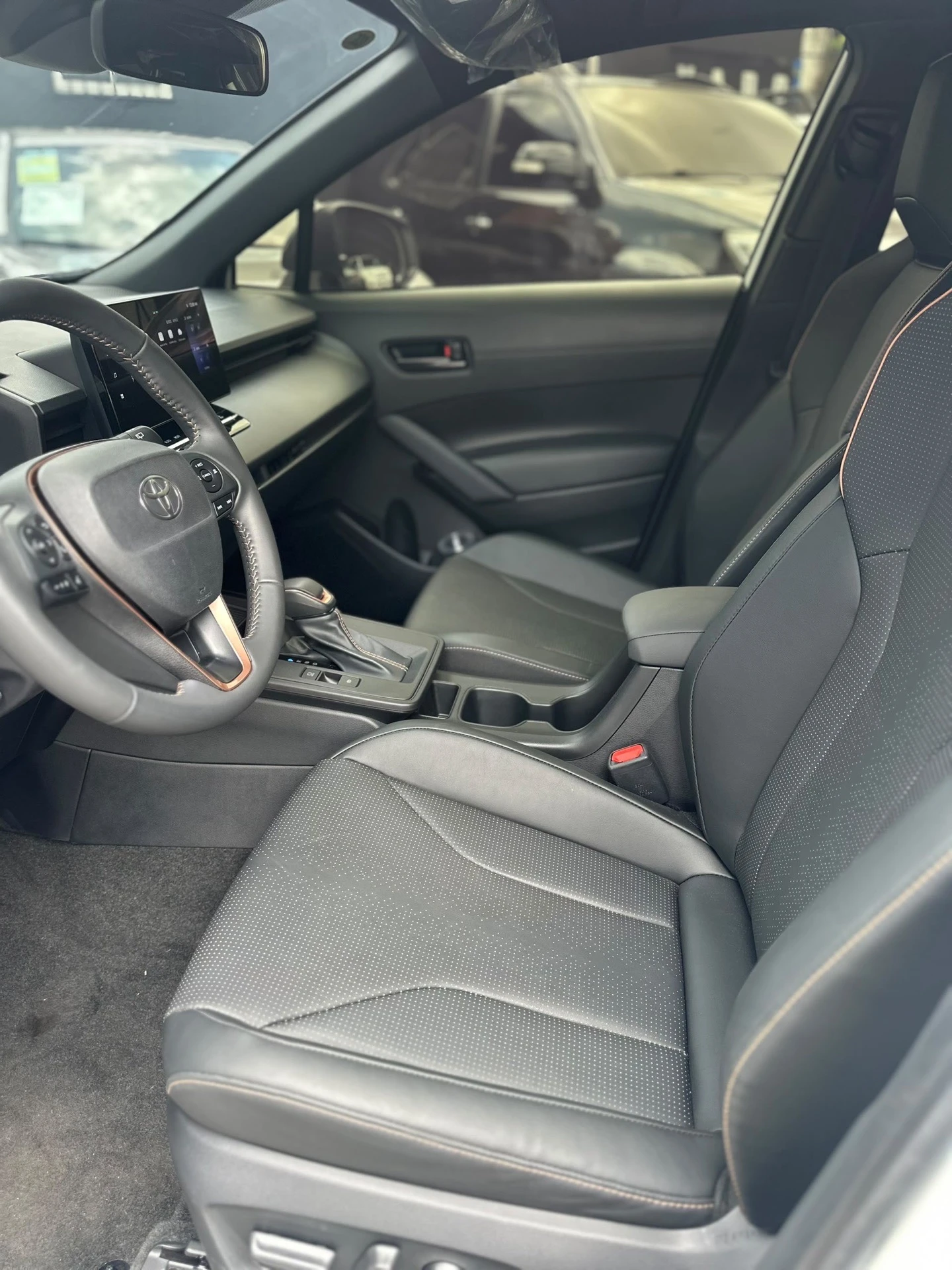2025 Toyota Corolla Cross — photo 6
